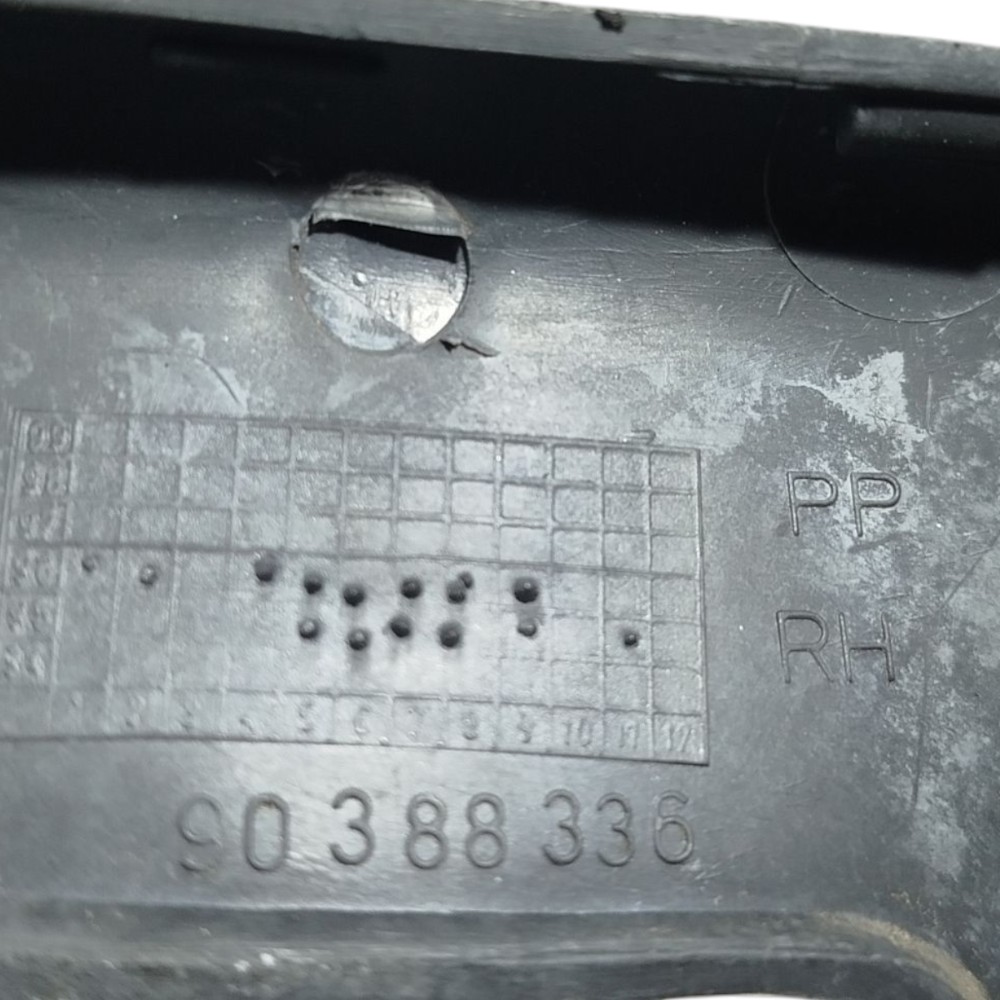 Moldura Maçaneta Interna Direita Gm Chevrolet Corsa 2004 Dianteira 9