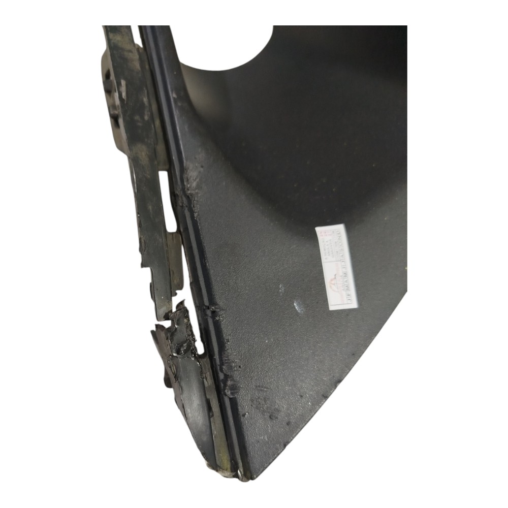 Moldura Farol Milha Direito Gm Cobalt Ltz 2017 Avaria 11