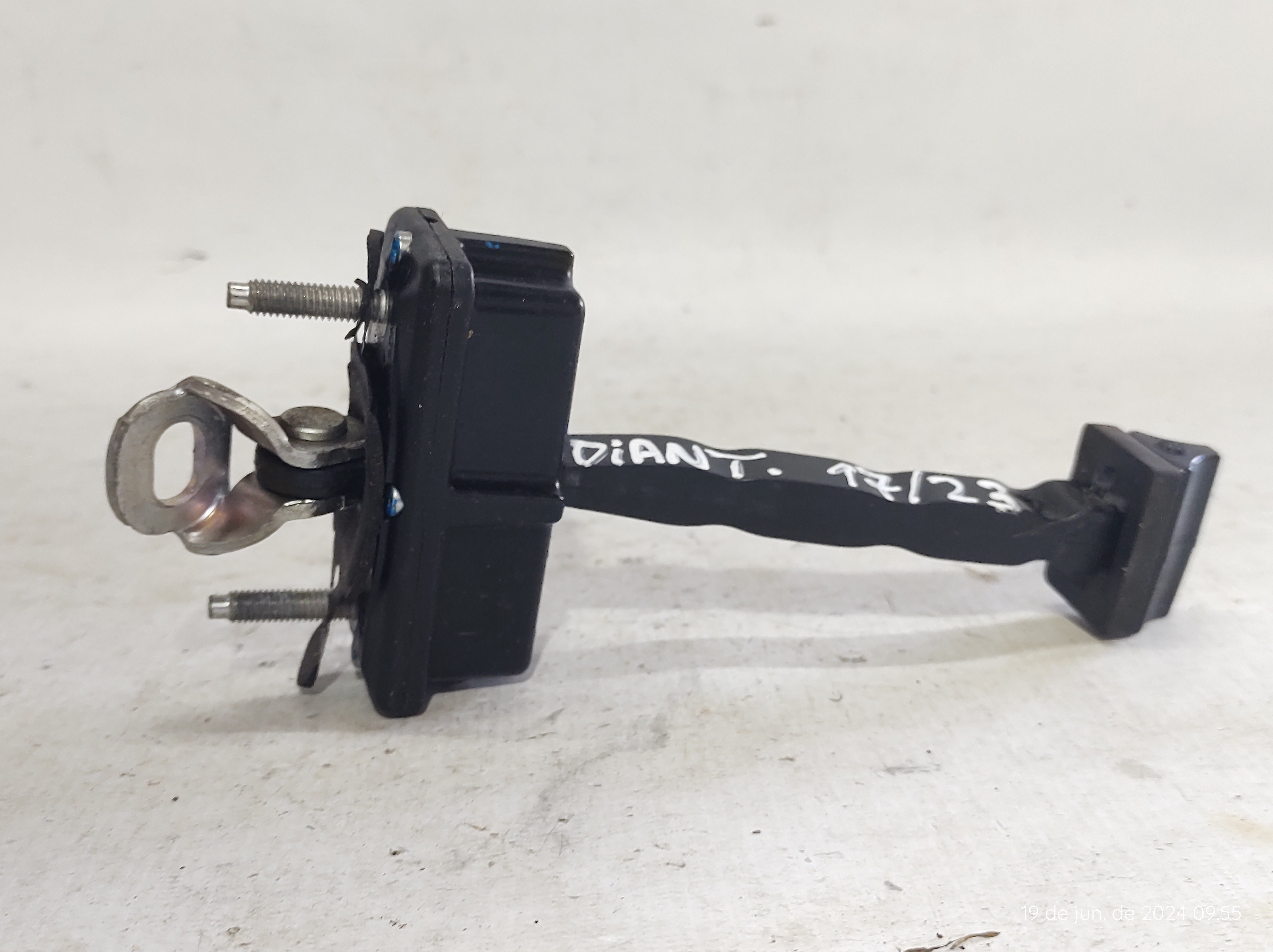 Limitador Porta Dianteira Argo Cronos 17/2023 080383 7