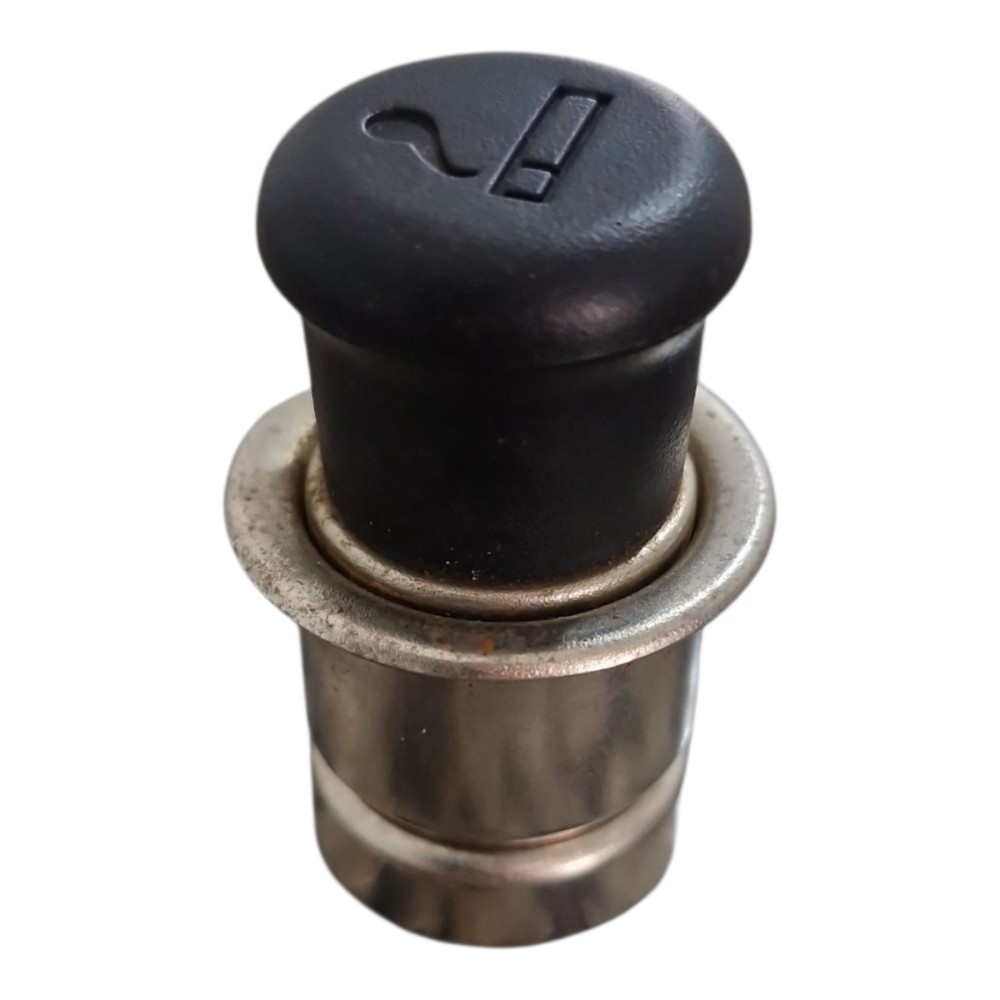 Acendedor Cigarro Pajero Tr4 2003 2004 2005 2006 2007 2008