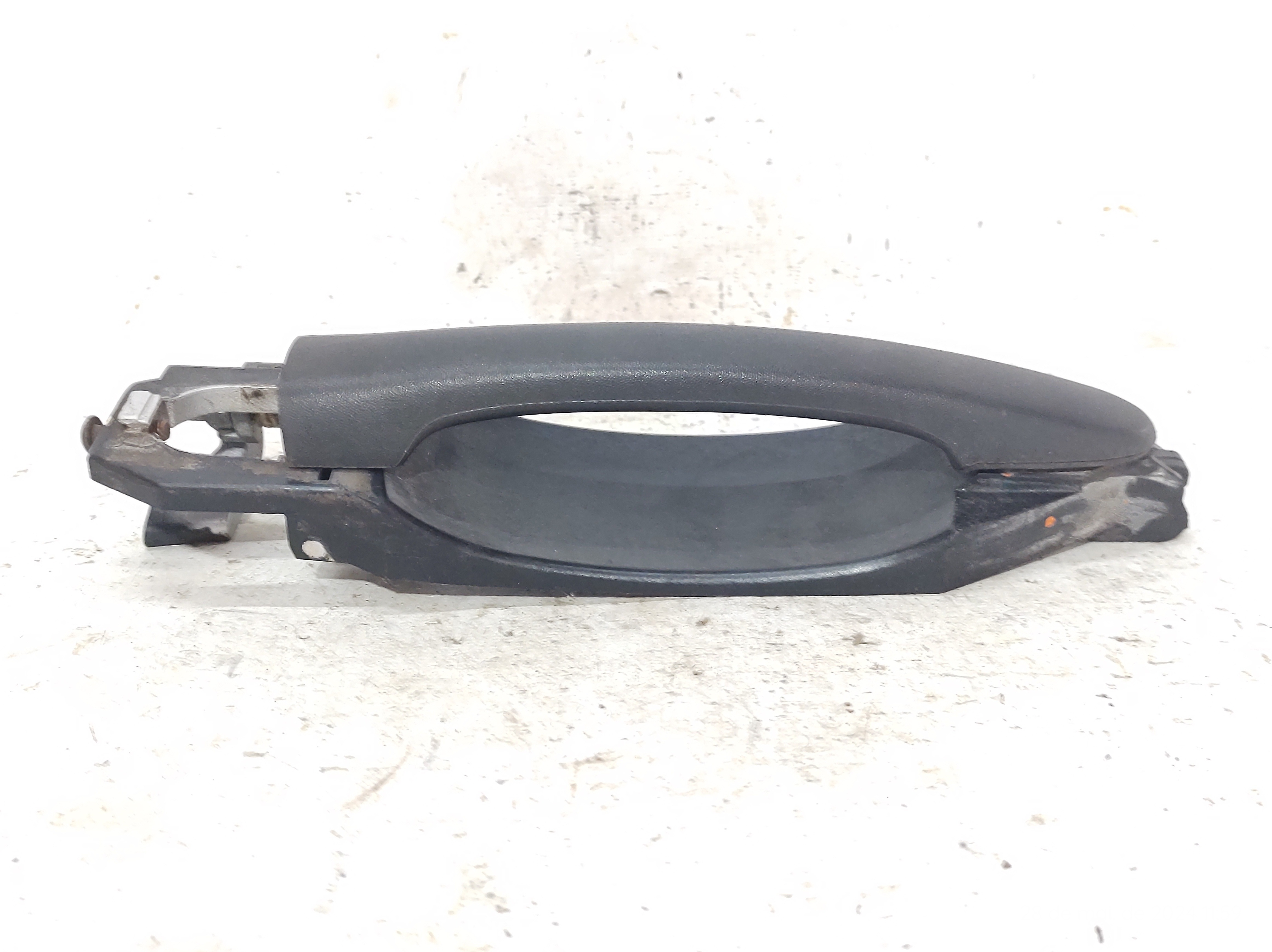 Maçaneta Ext Traseira Direita Palio Siena 4 A 12  Preto Traseira 3