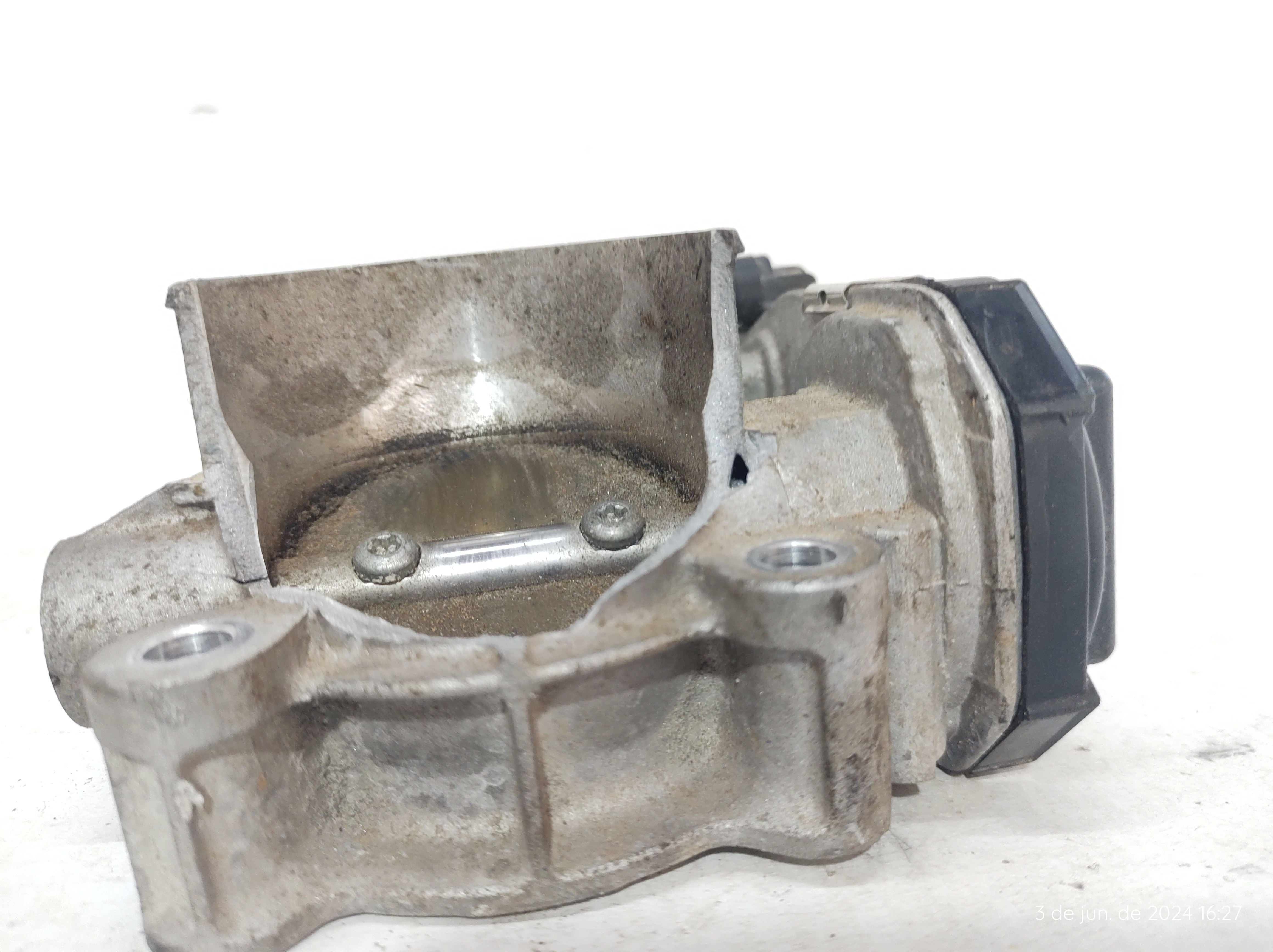 Corpo Borboleta Tbi Spin 1.8 Retirar Peças 2
