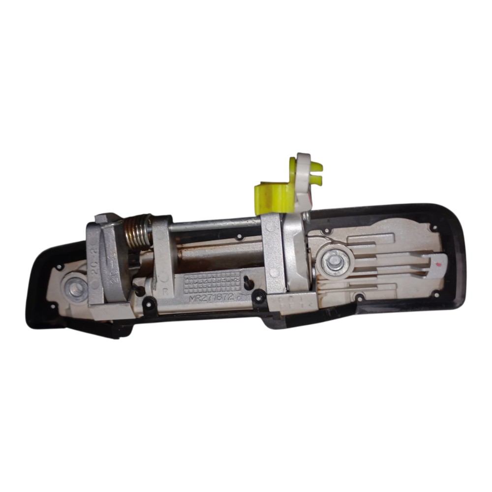 Maçaneta Tras Pajero Tr4 Direita 2003 2004 2005 2006 A 2008 Prata Traseira 4