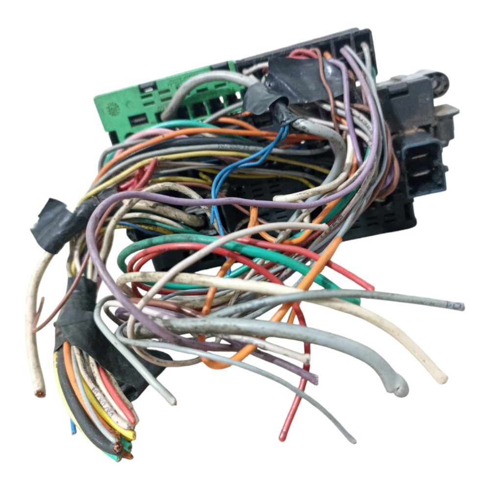 Caixa Fusível Peugeot 206 1.0 16v 2001 3