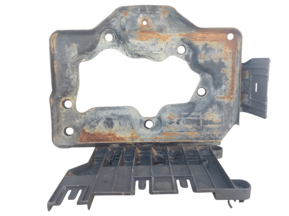 Suporte Caixa Bateria Gm Vectra 1997 A 2005 Direito 6