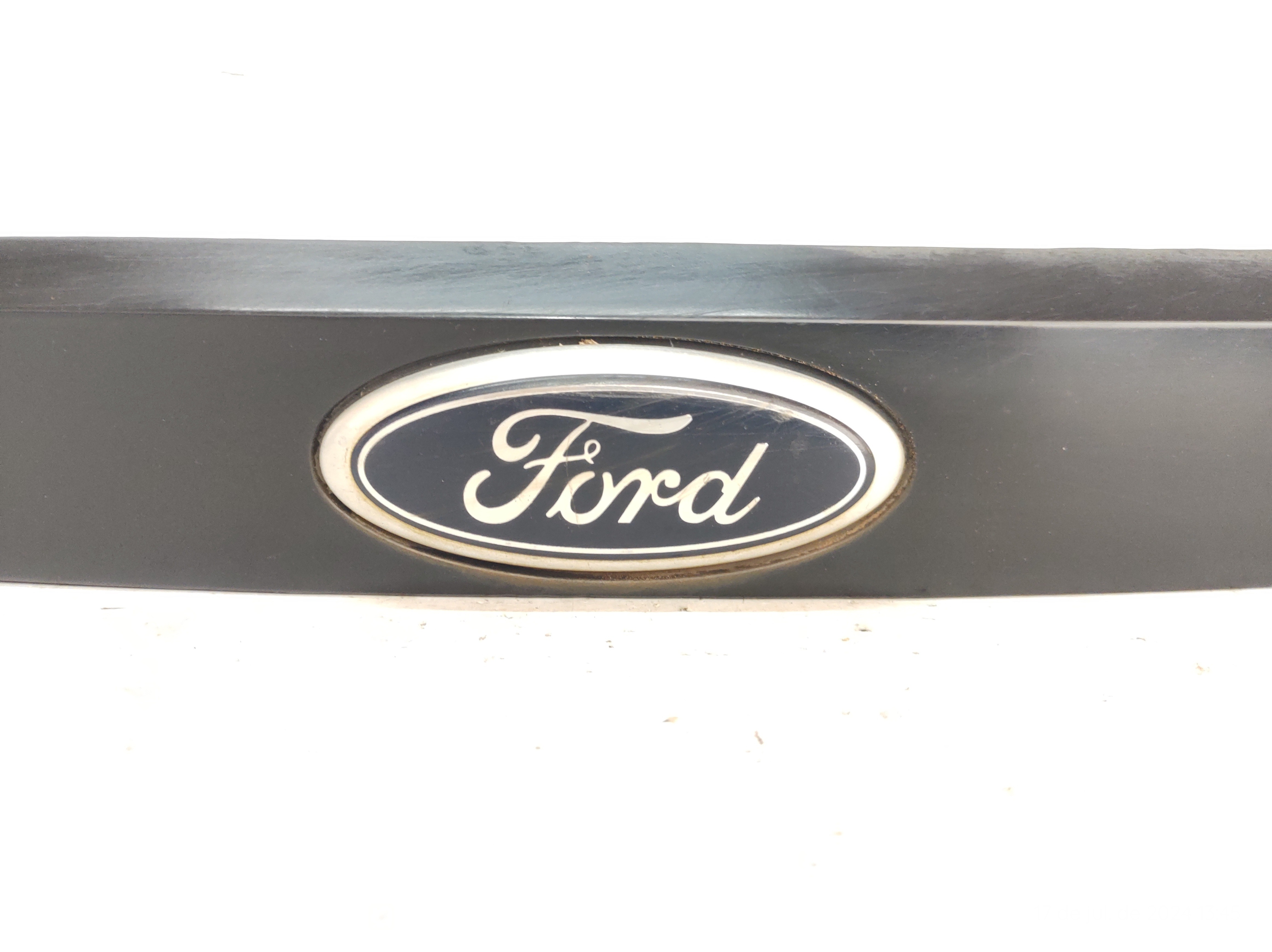 Friso Luz Placa Tampa Traseira Ford Ka 8 A 13 6s65a43404a 3