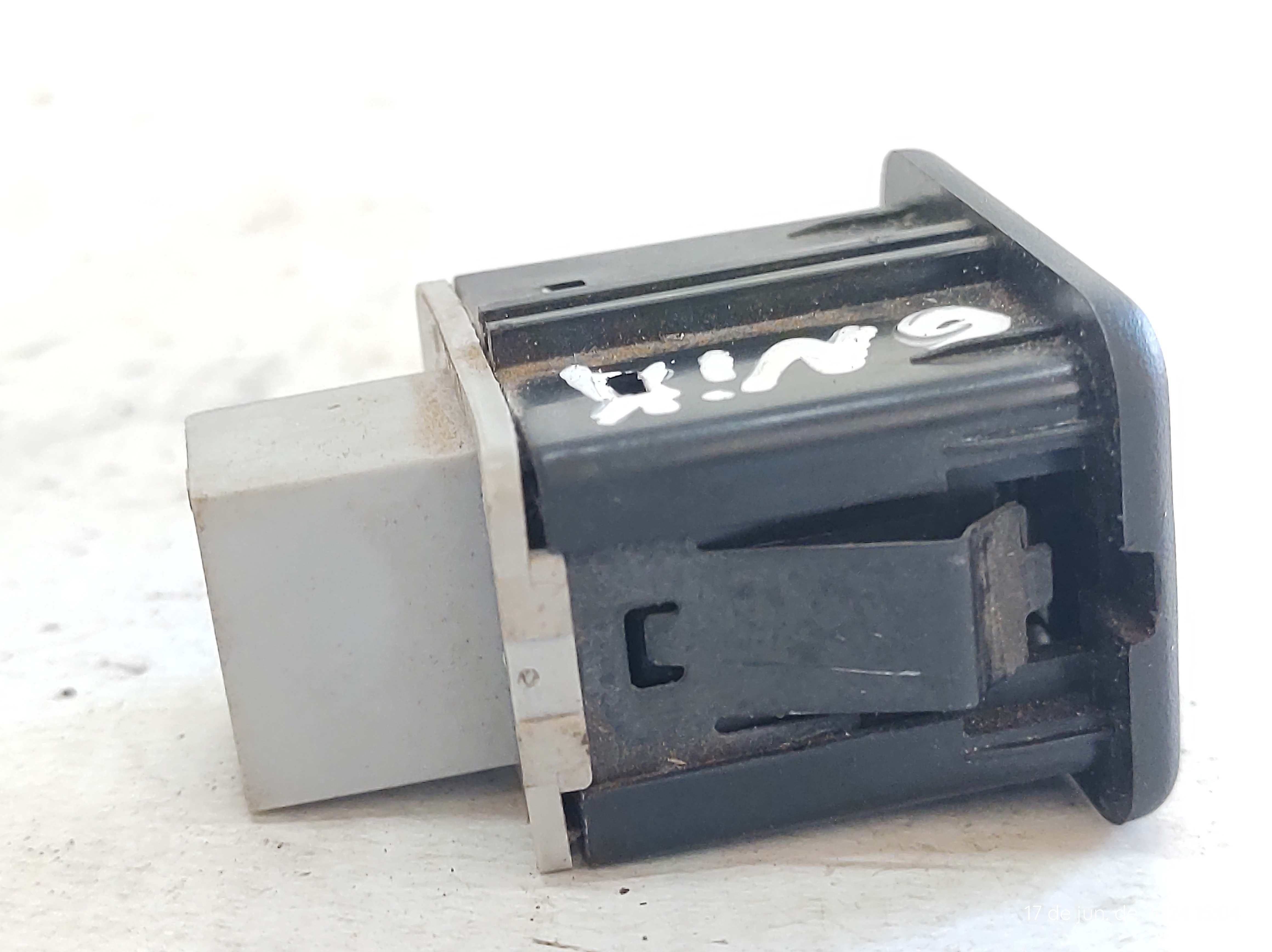 Conector Usb Onix Prisma Cobalt Tracker 12 A 19 20928734 5