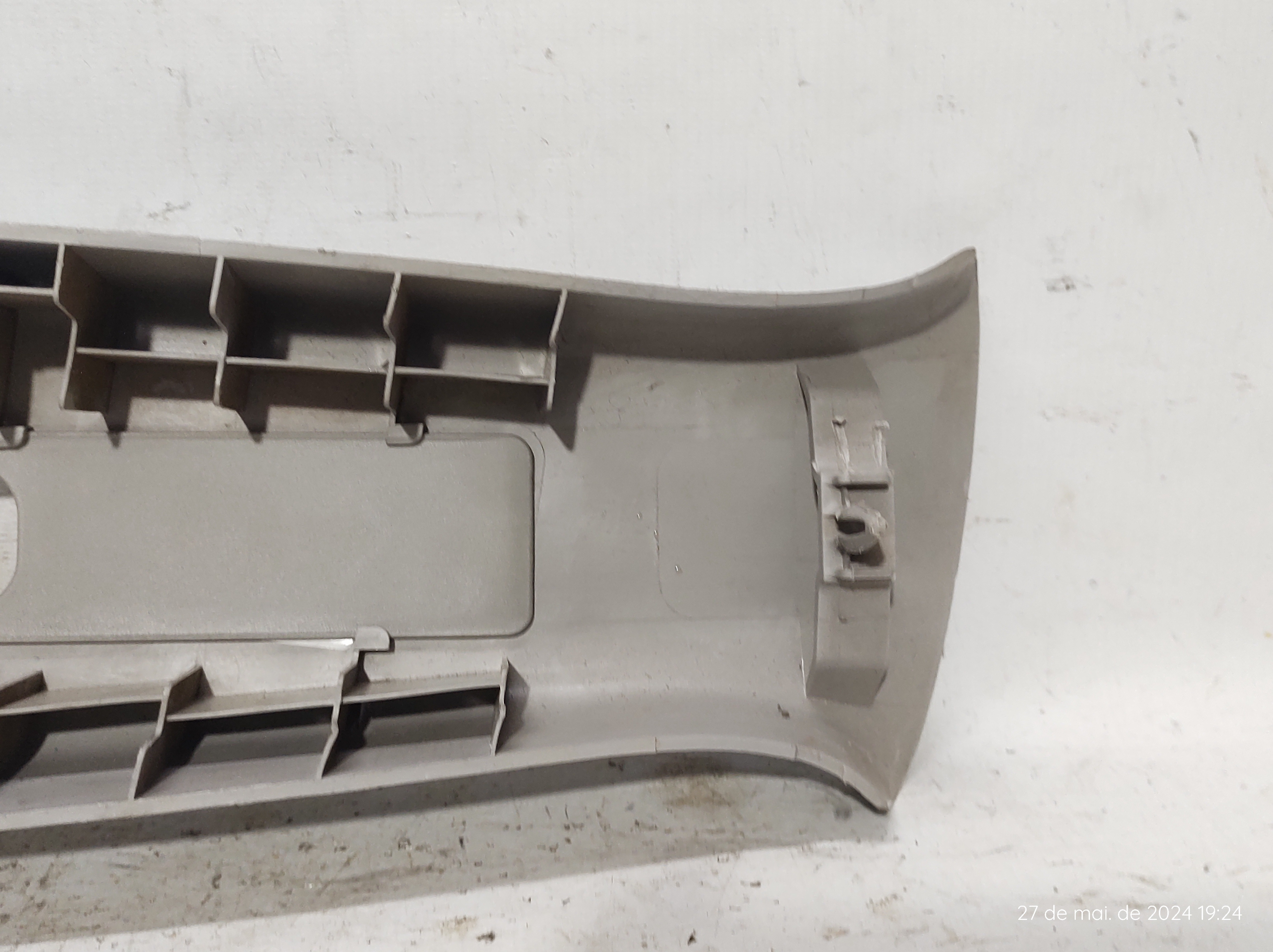 Moldura Direita Coluna Central Corolla 03 A 08 6241102090 7