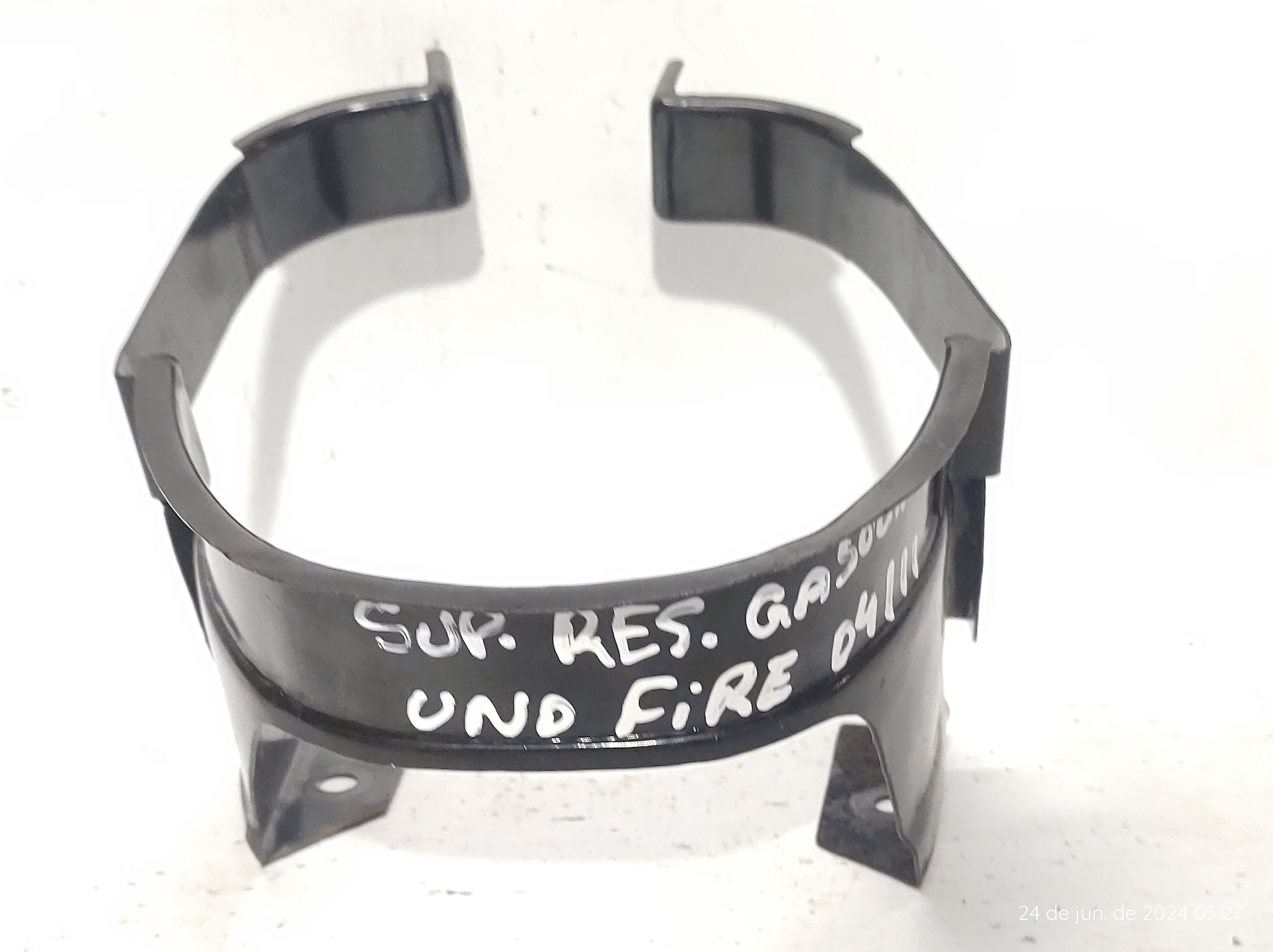 Suporte Reservatório Gasolina Partida Uno Mille 4 A 11 4