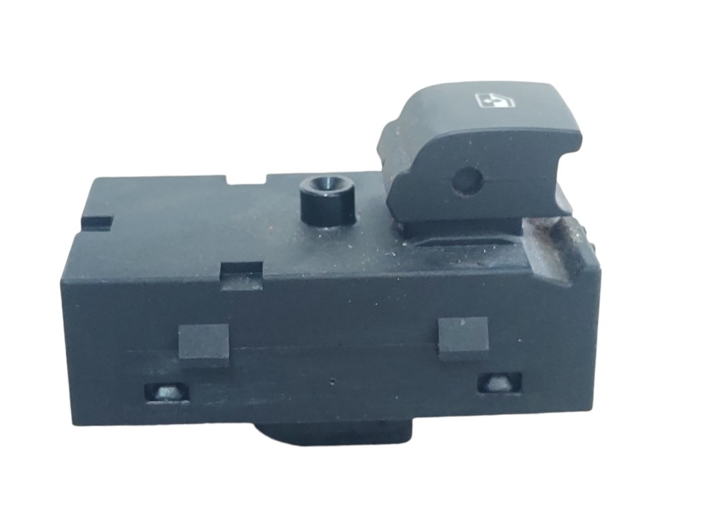 Botao Vidro Elétrico Traseiro Direito Gm Onix 2013 A 2019 3