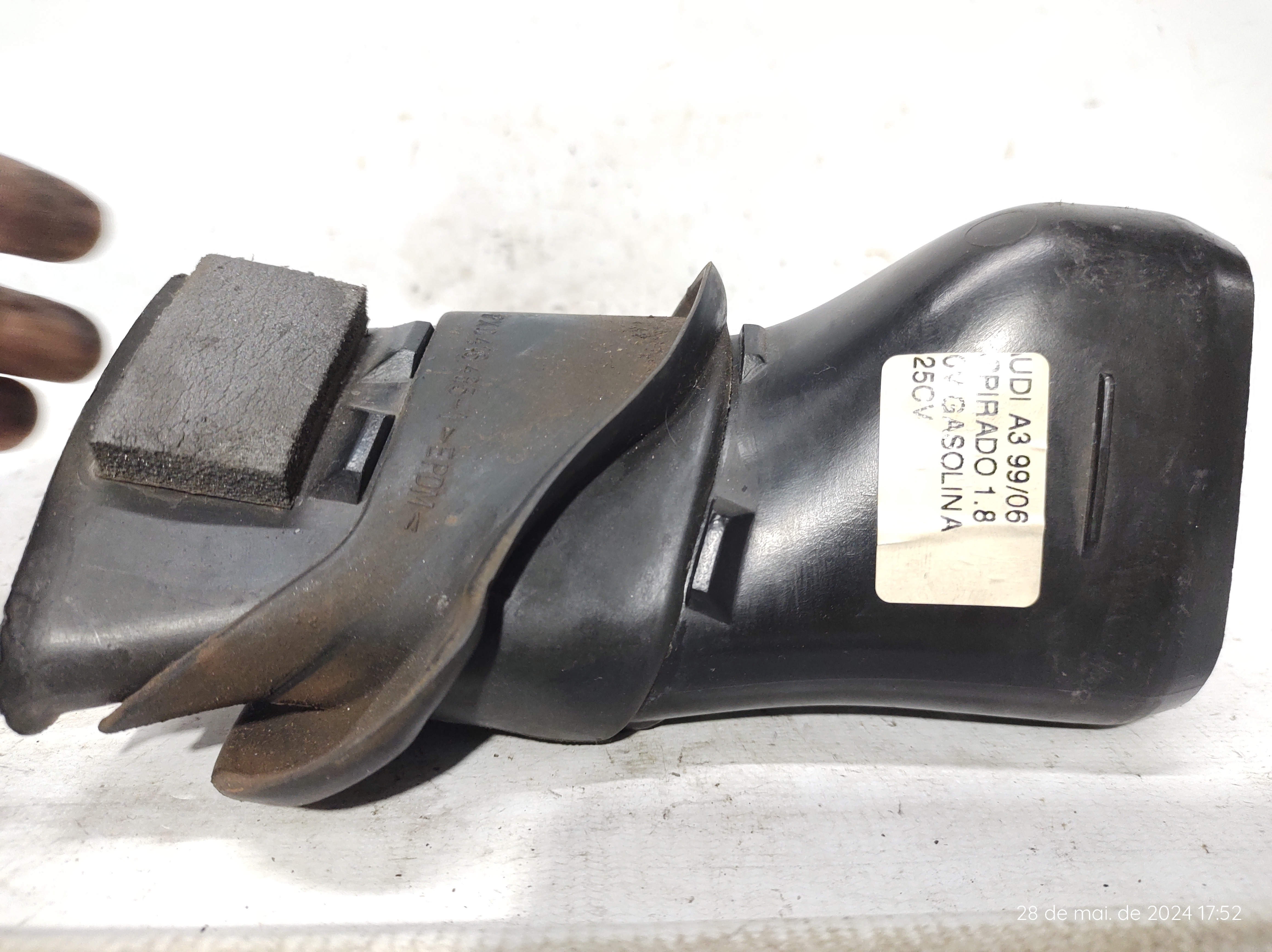 Duto Caixa Filtro Ar Audi A3 1.8 Asp 99 A 6 8l0129604 3