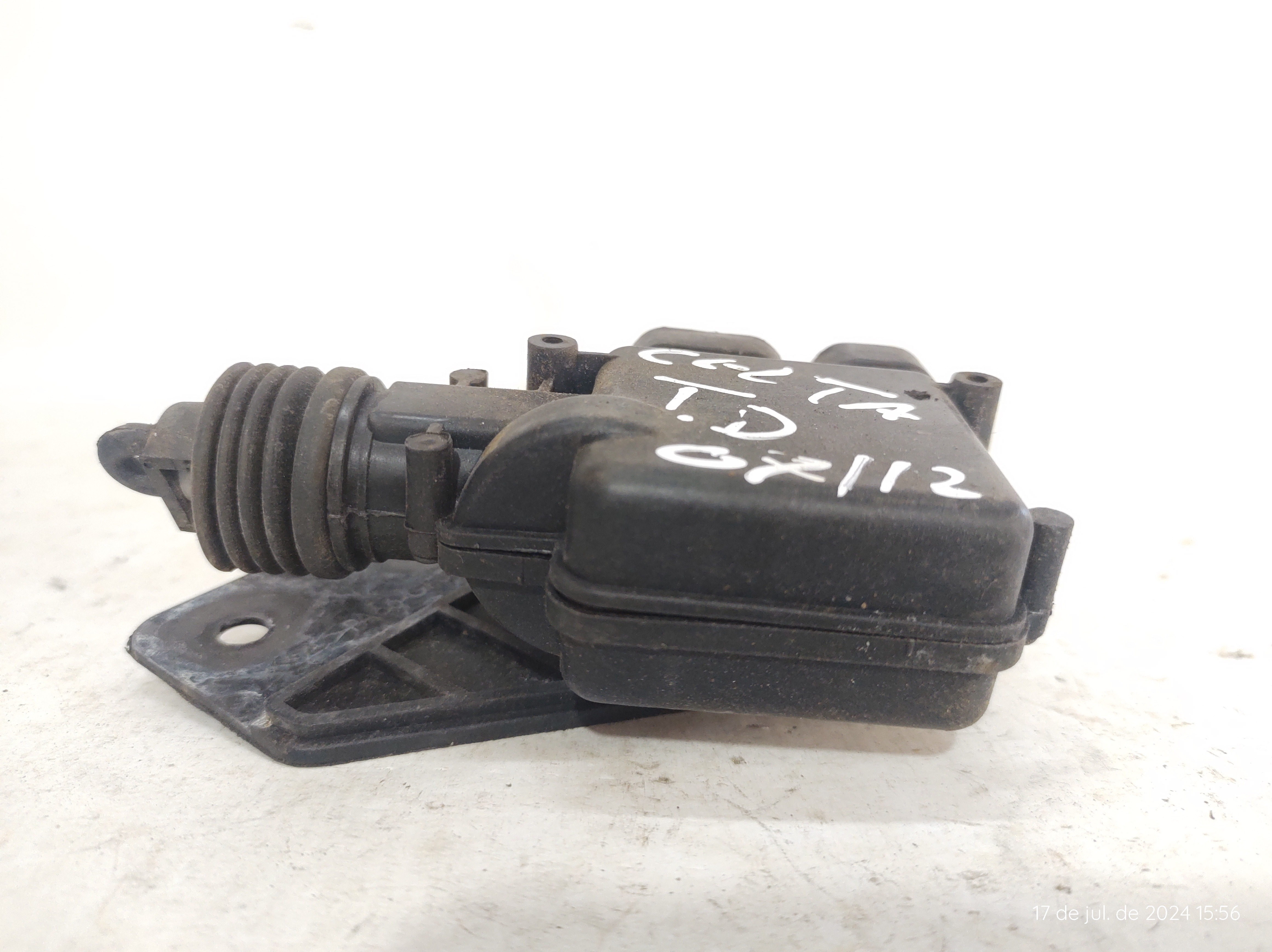 Trava Eletrica Porta Traseira Direita Celta 07 A 12 4