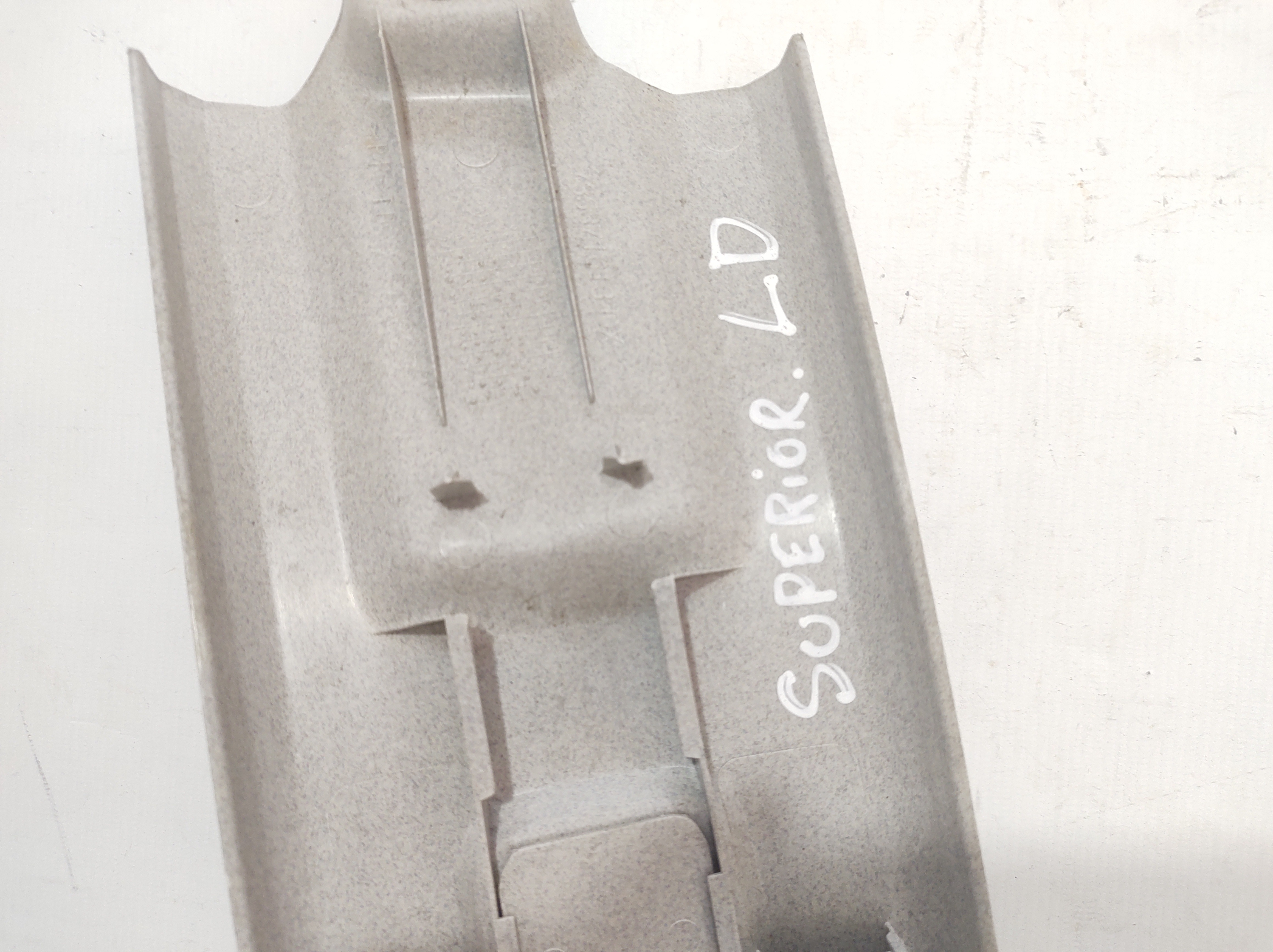 Moldura Superior Coluna Central Direita Idea 4 A10 735371613 6