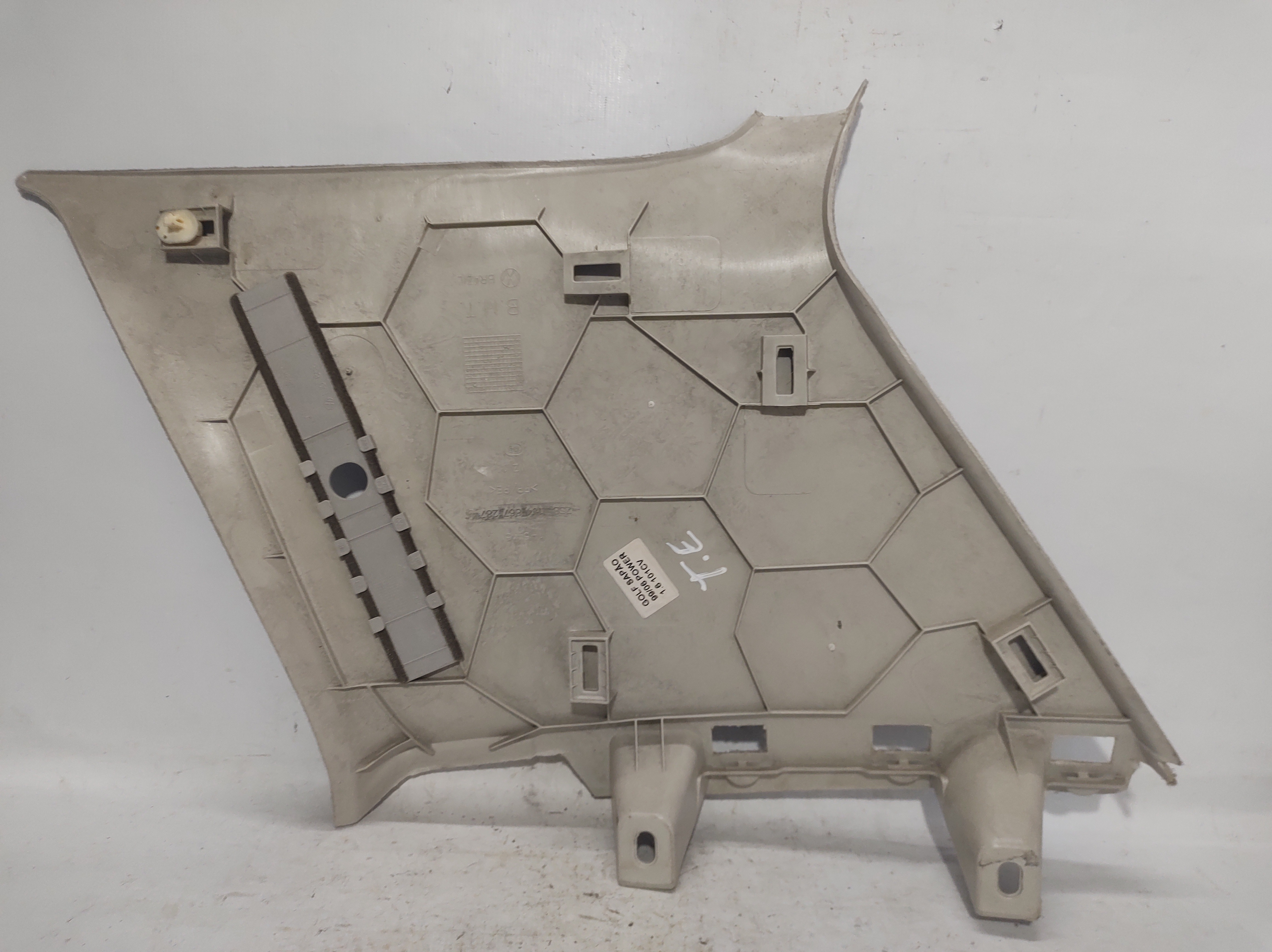 Moldura Esquerda Coluna Traseira Golf 99 A 6 1j4867287 2