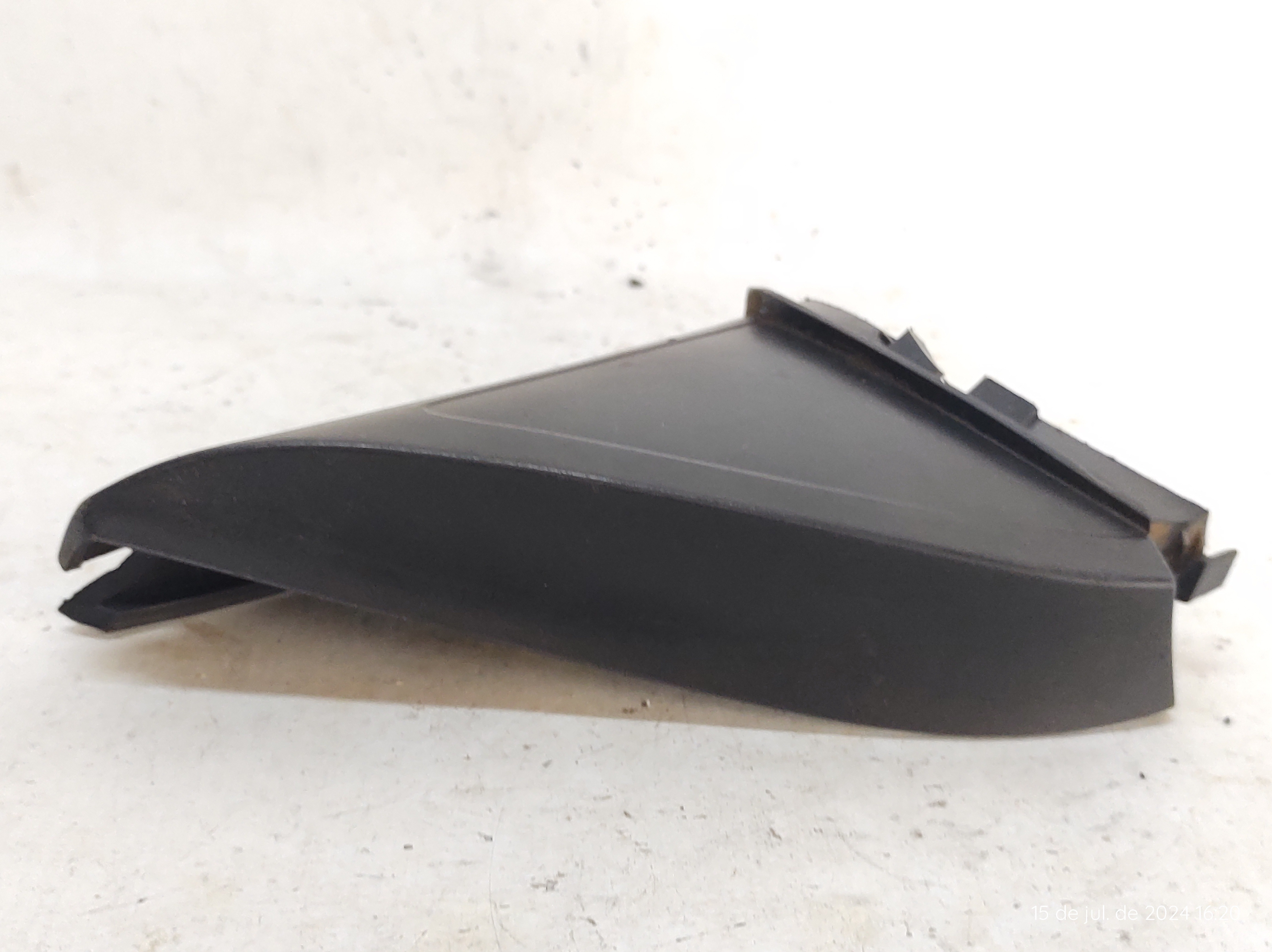 Moldura Interna Retrovisor Direito Jetta 11 A 15 Preto 7