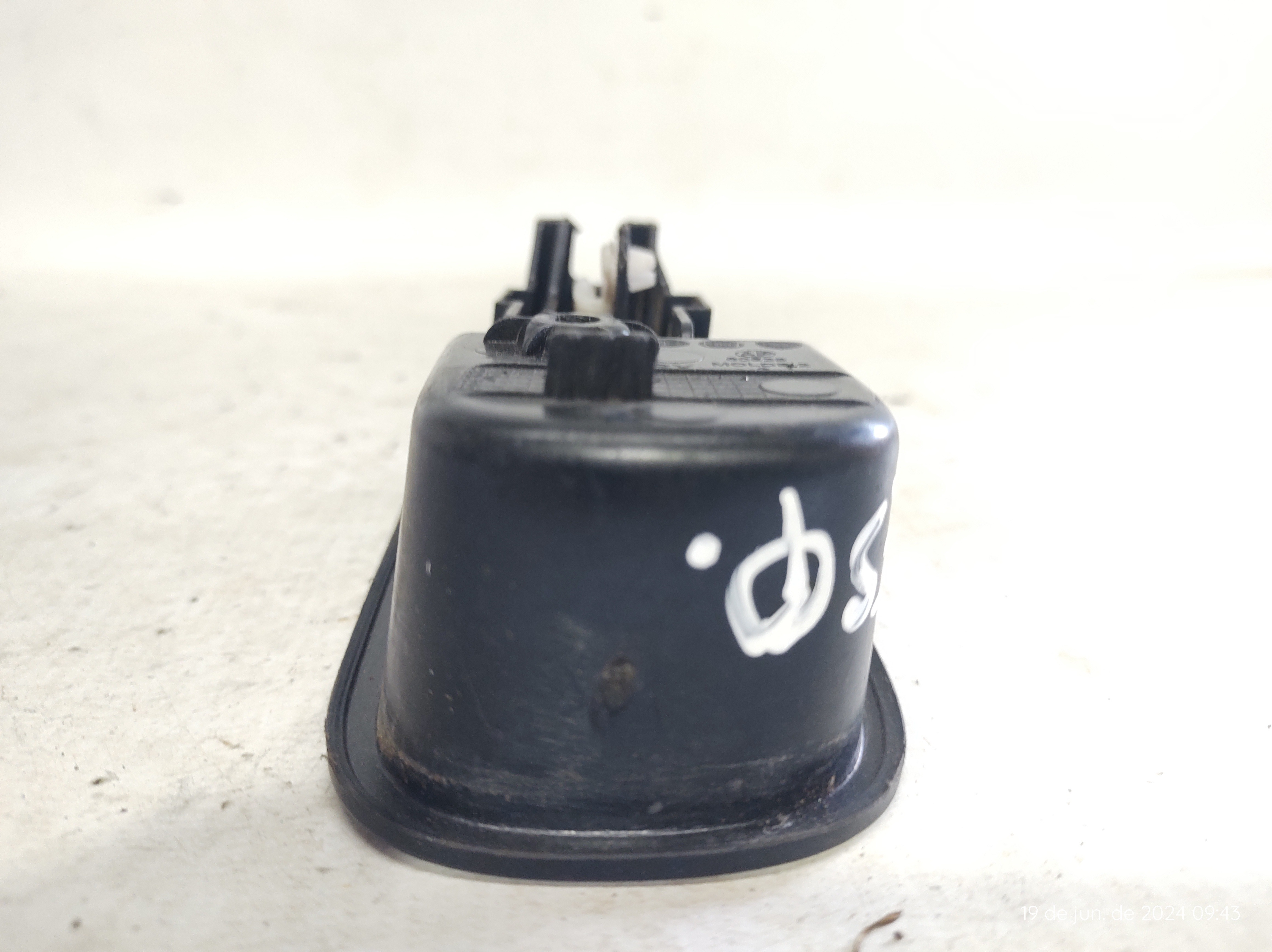 Maçaneta Interna Traseira/dianteira Direita Mobi 100180496 Preto Dianteira/traseira 2