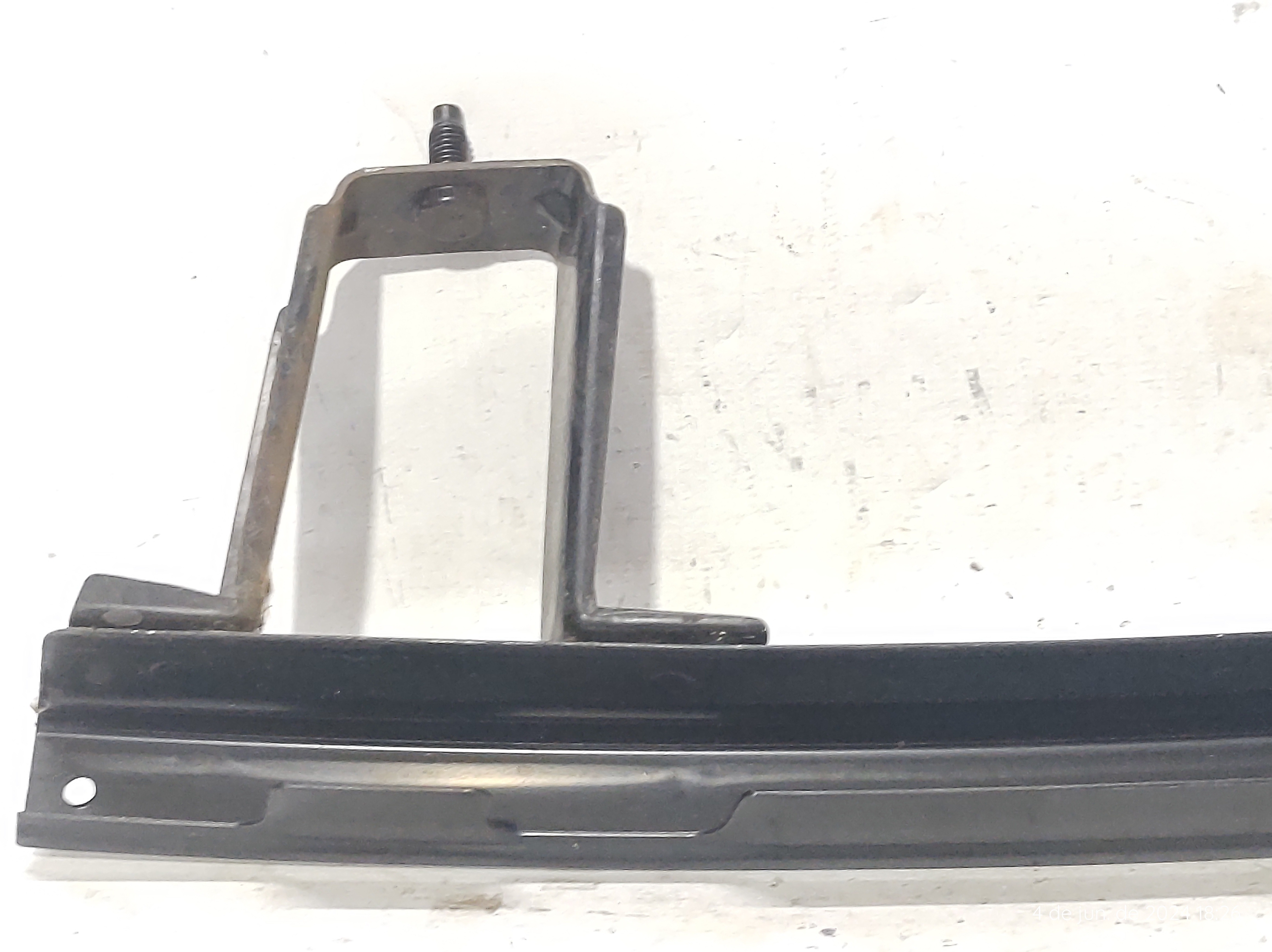 Guia Vidro Dianteiro Direito Fluence 11 A 15 802401041r 2