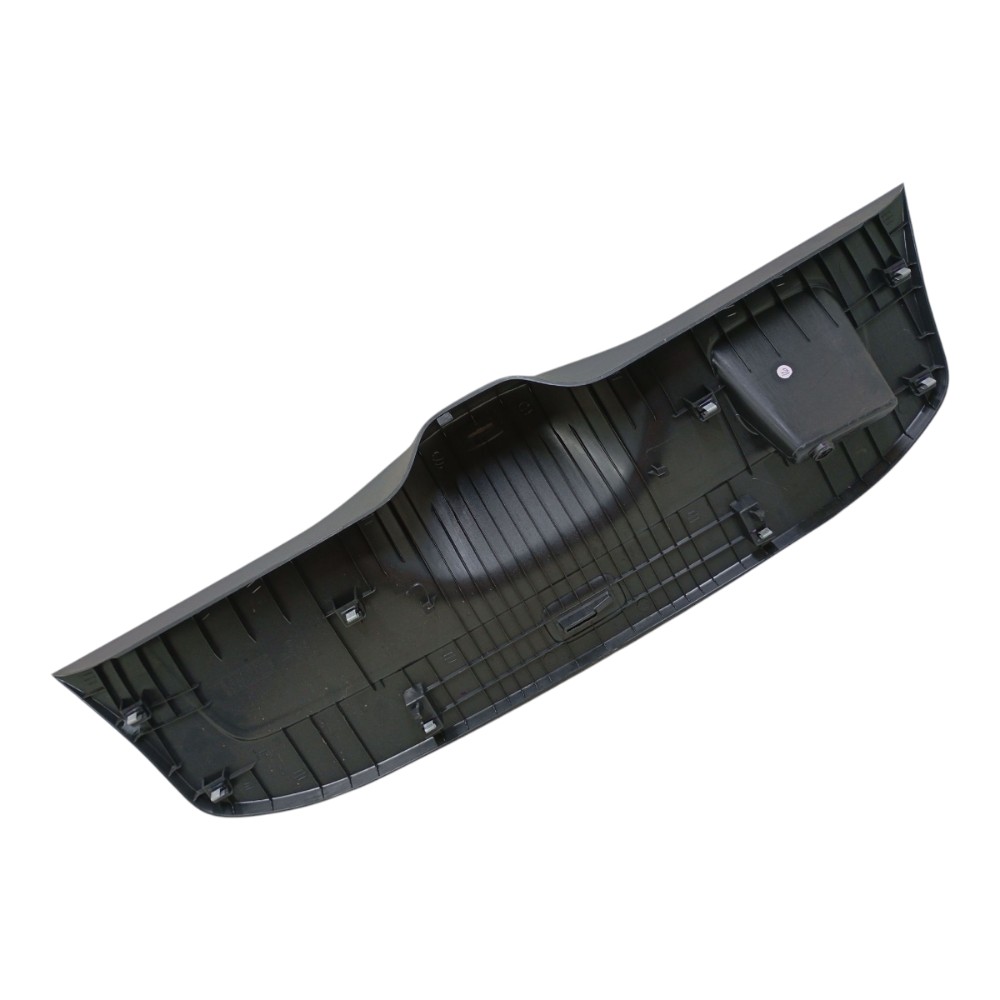 Aplique Tampa Traseira Volks Up 2014 2015 2016 2017 A 2021 2