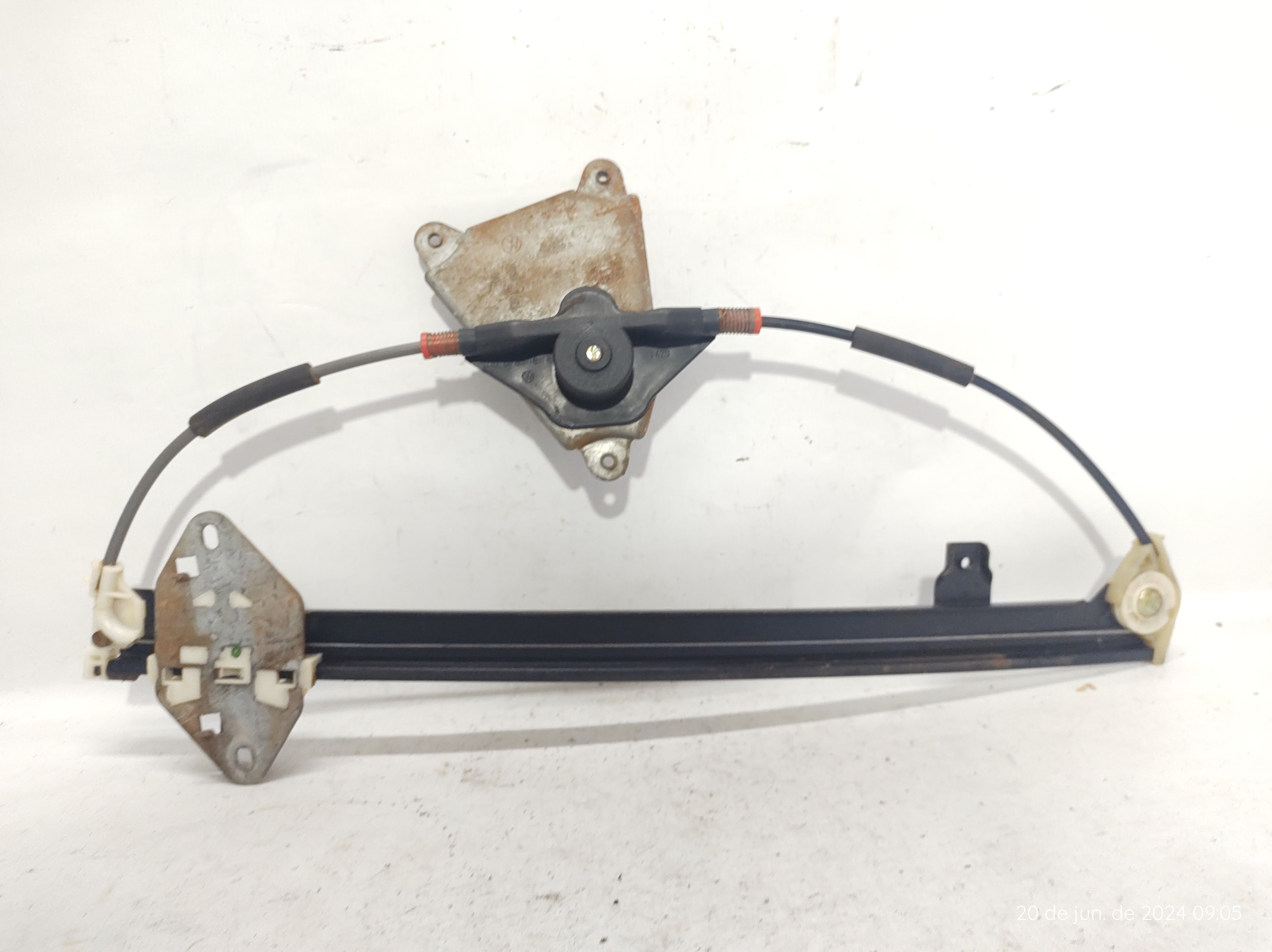 Maquina Vidro Manual Traseiro Esquerdo Gol Parati 95 A 08 6