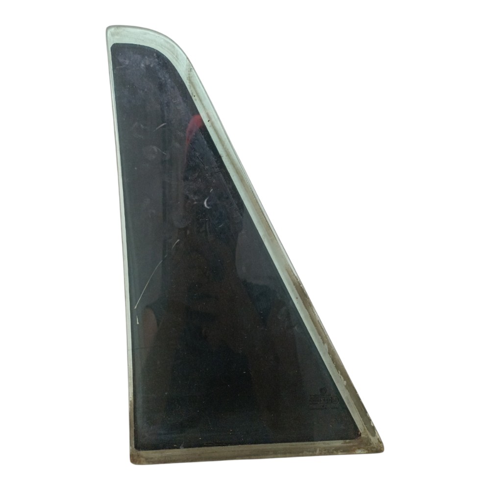 Vidro Vigia Traseiro Direito Vw Gol Parati G2 G3 G4 4