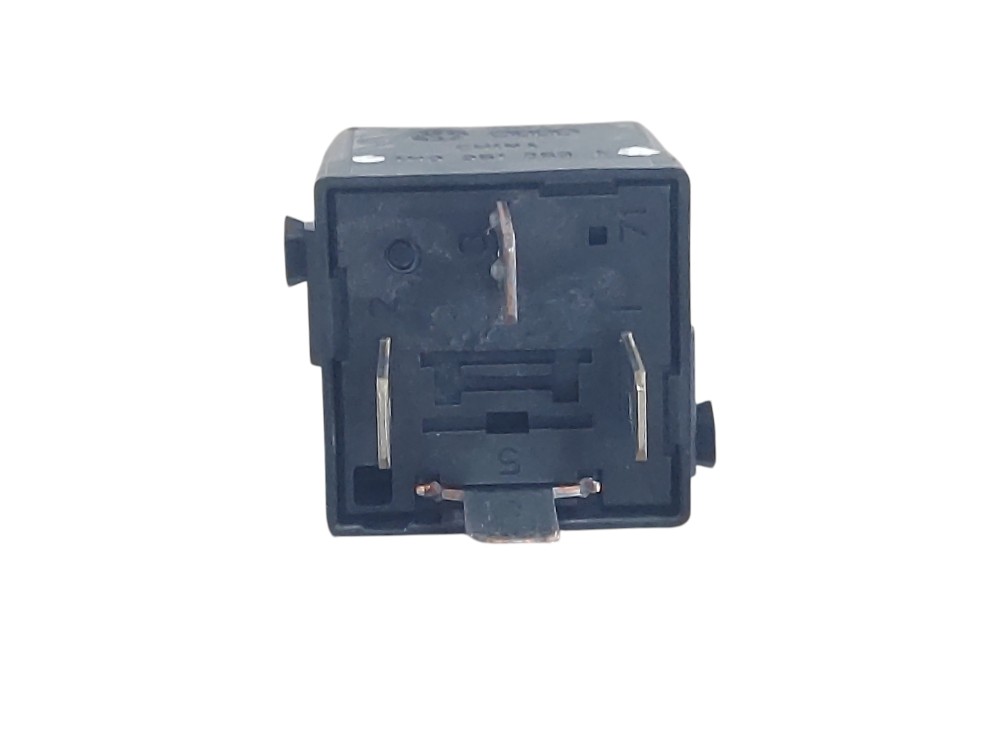 Rele 645 Auxiliar Caixa Fusíveis Vw Jetta Audi A4 2013 A 16 3