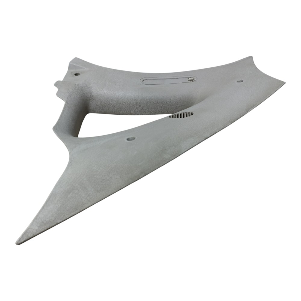 Moldura Superior Coluna Traseira Direita 1996 1997 A 2016 4