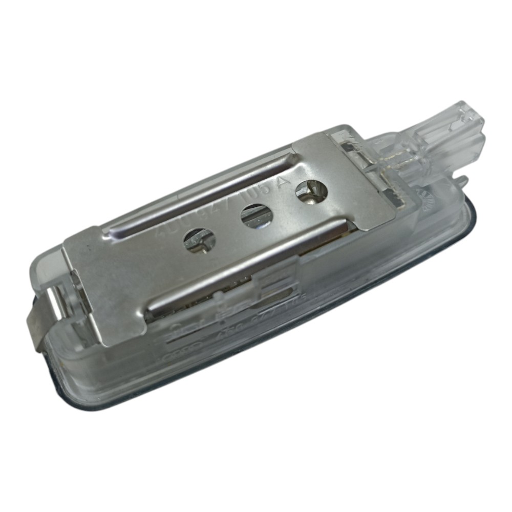 Luz De Teto Cortesia Audi A4 2013 A 2016 4d0947105a 2