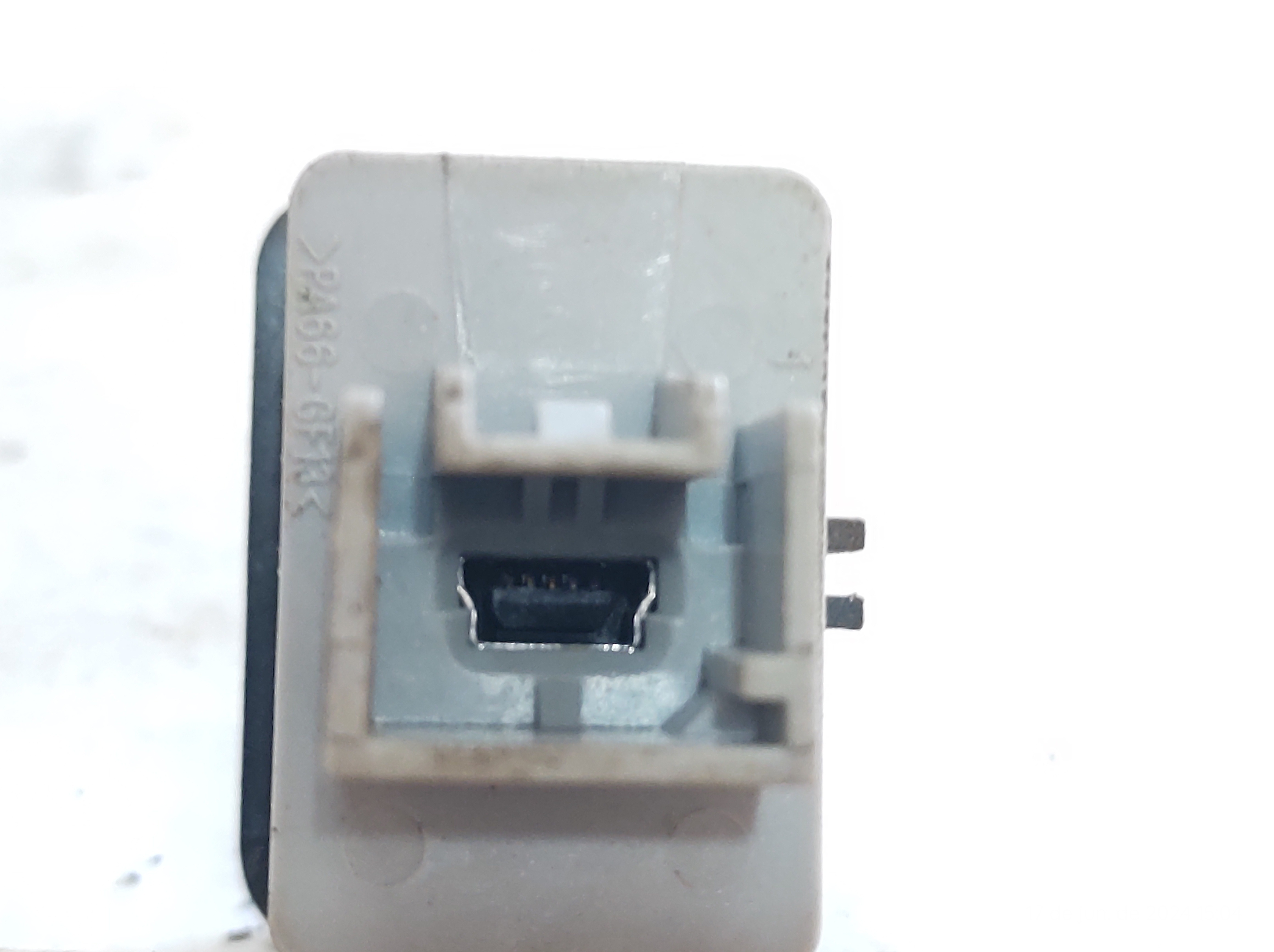 Conector Usb Onix Prisma Cobalt Tracker 12 A 19 20928734 4