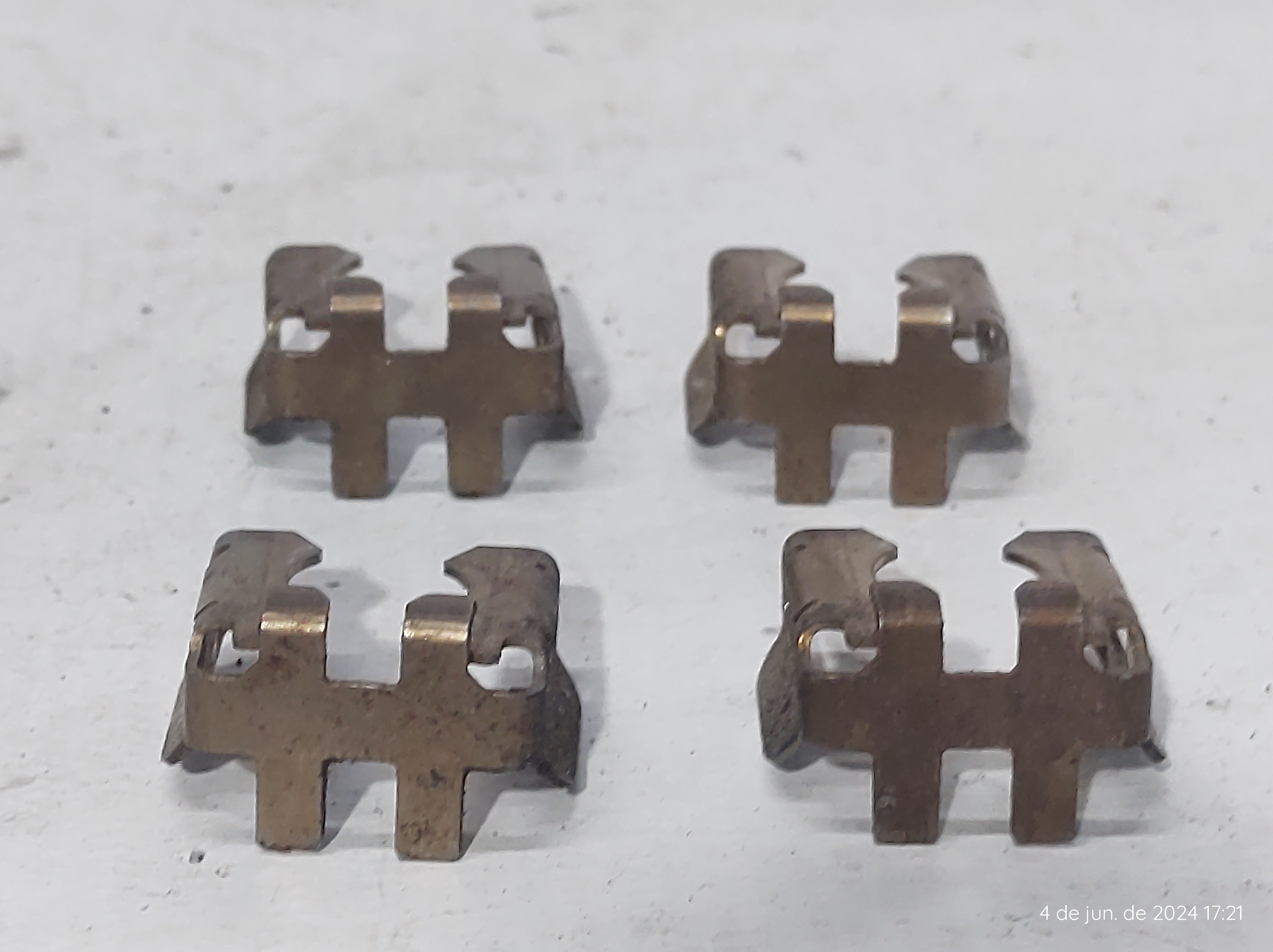 Travas Bicos Injetores Spin 1.8 2