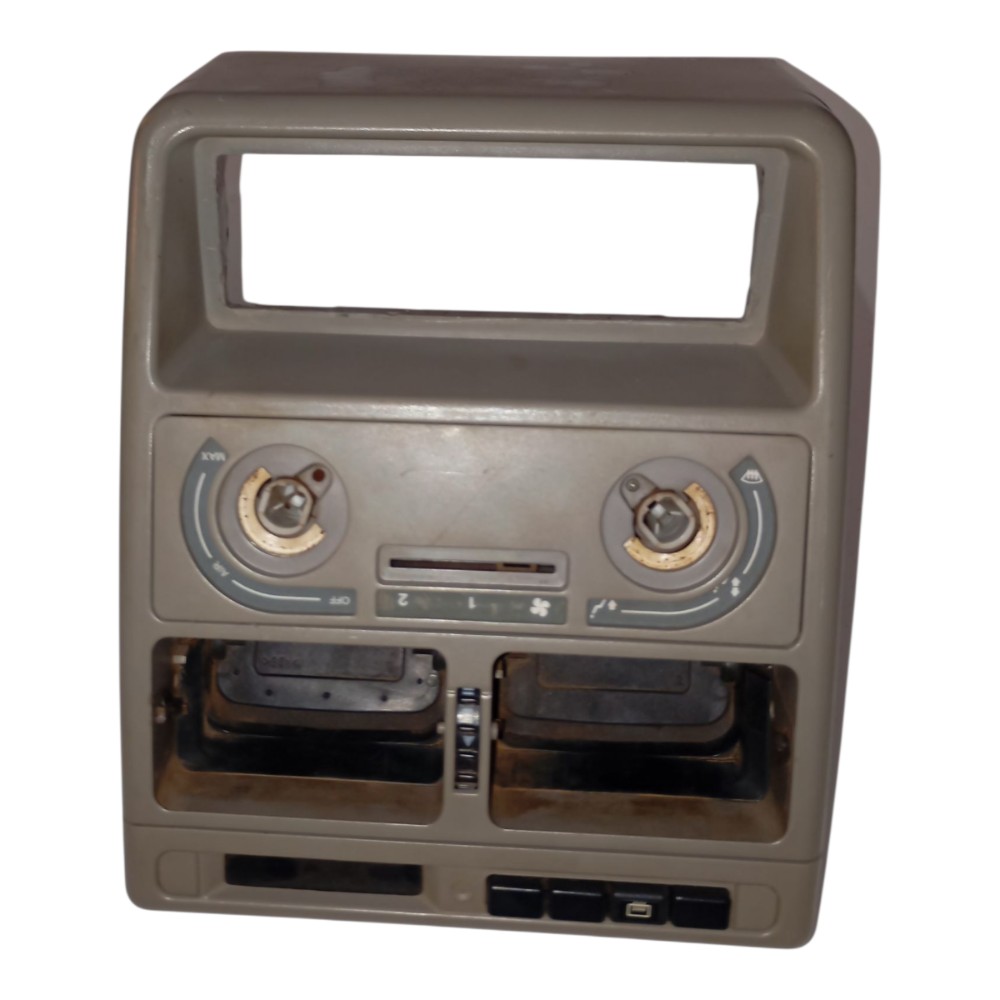 Moldura Painel Central Uno 2004 2005 2006 2007 2008 A 2011