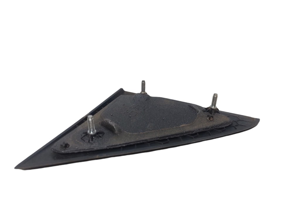 Moldura Externa Porta Traseira Esquerda Cobalt 2016 A 2020 3