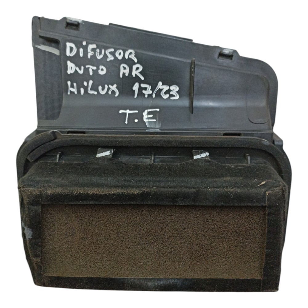Difusor De Ar Traseiro Esquerdo Toyota Hilux 2017 A 2023 1