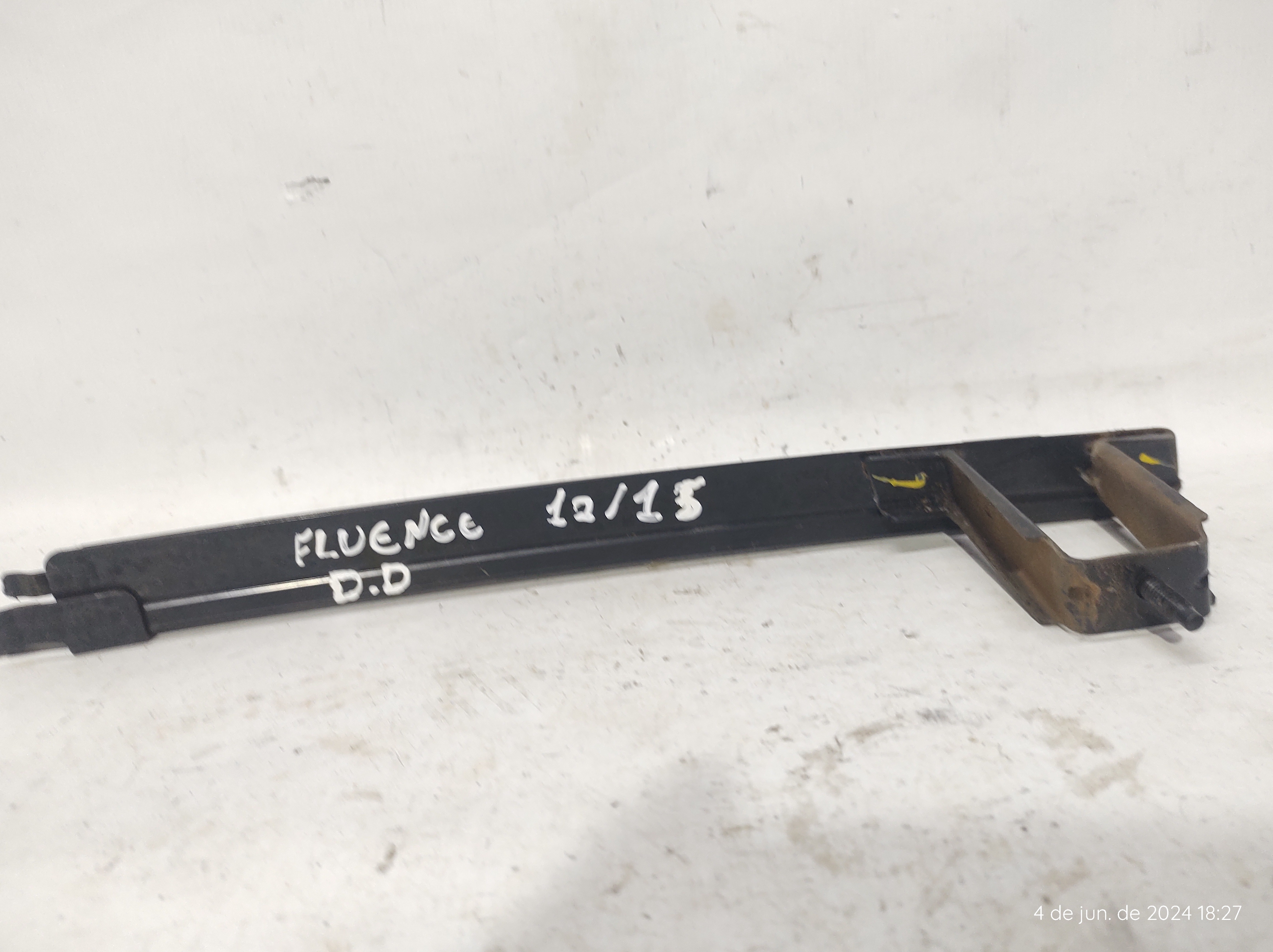 Guia Vidro Dianteiro Direito Fluence 11 A 15 802401041r 5