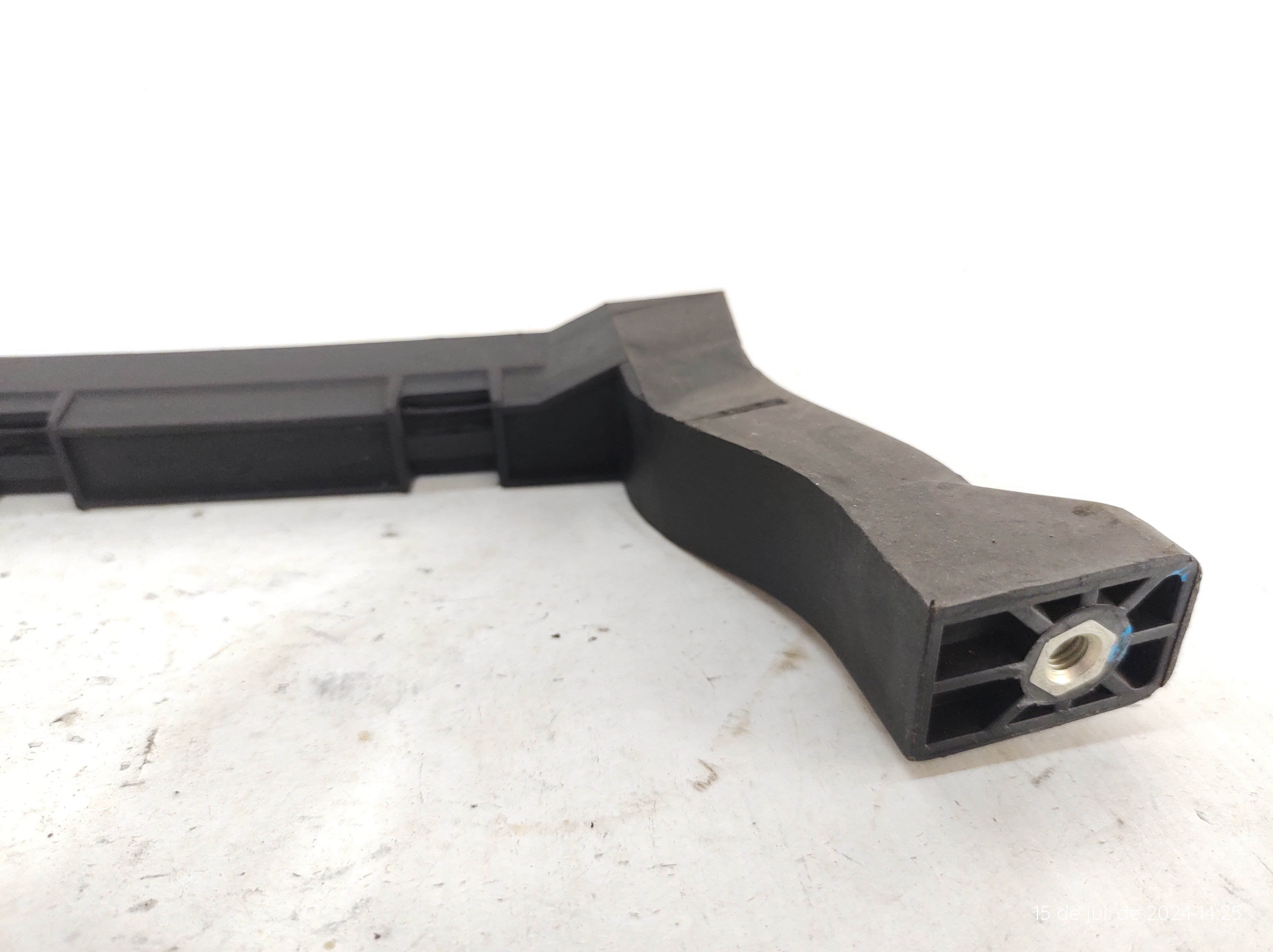 Guia Canaleta Vidro Traseiro Direito Linea 7 A 12 51797691 Preto 8