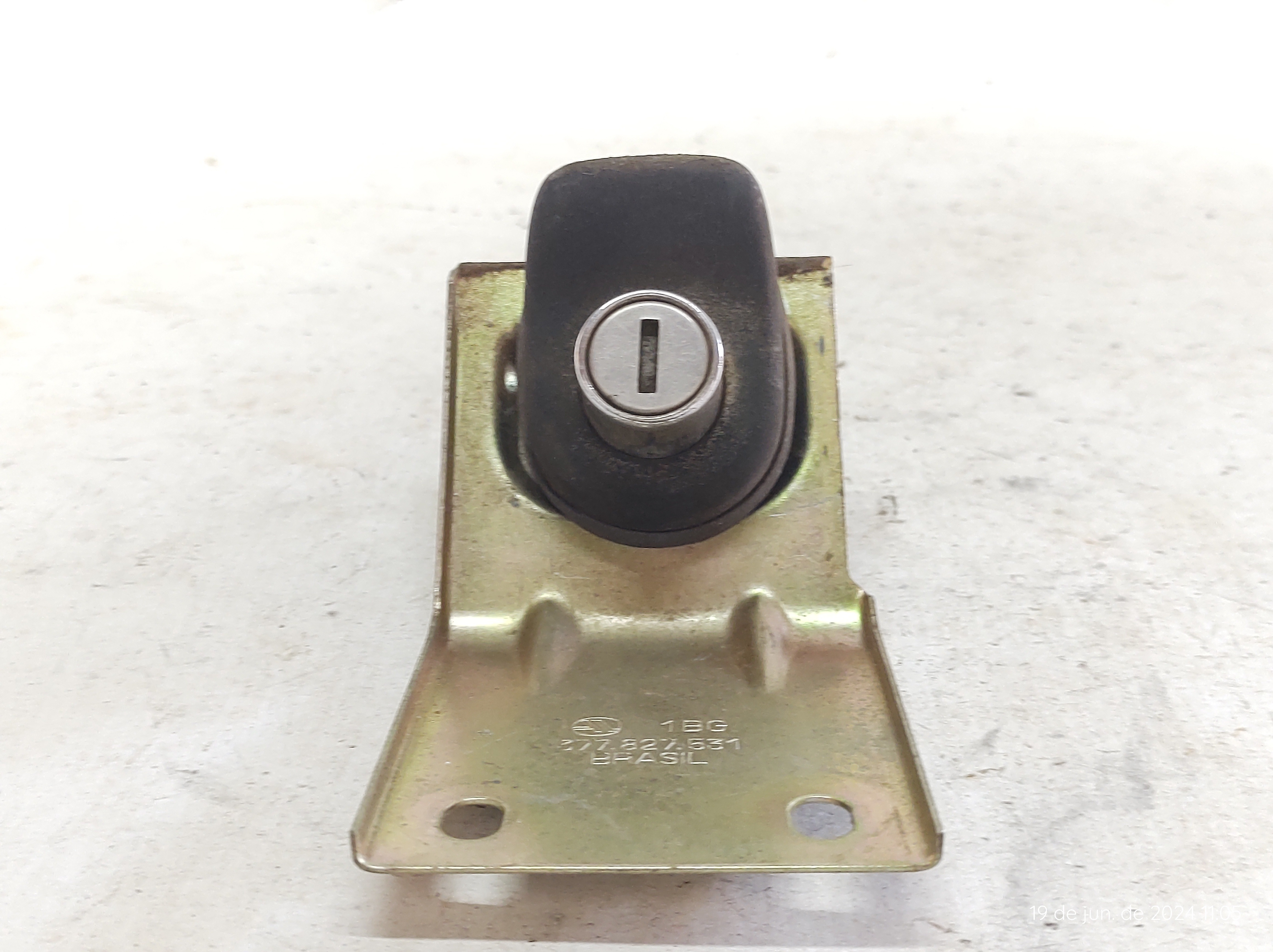 Miolo Fechadura Tampa Traseira Gol G2 95 A 00 377827531 4