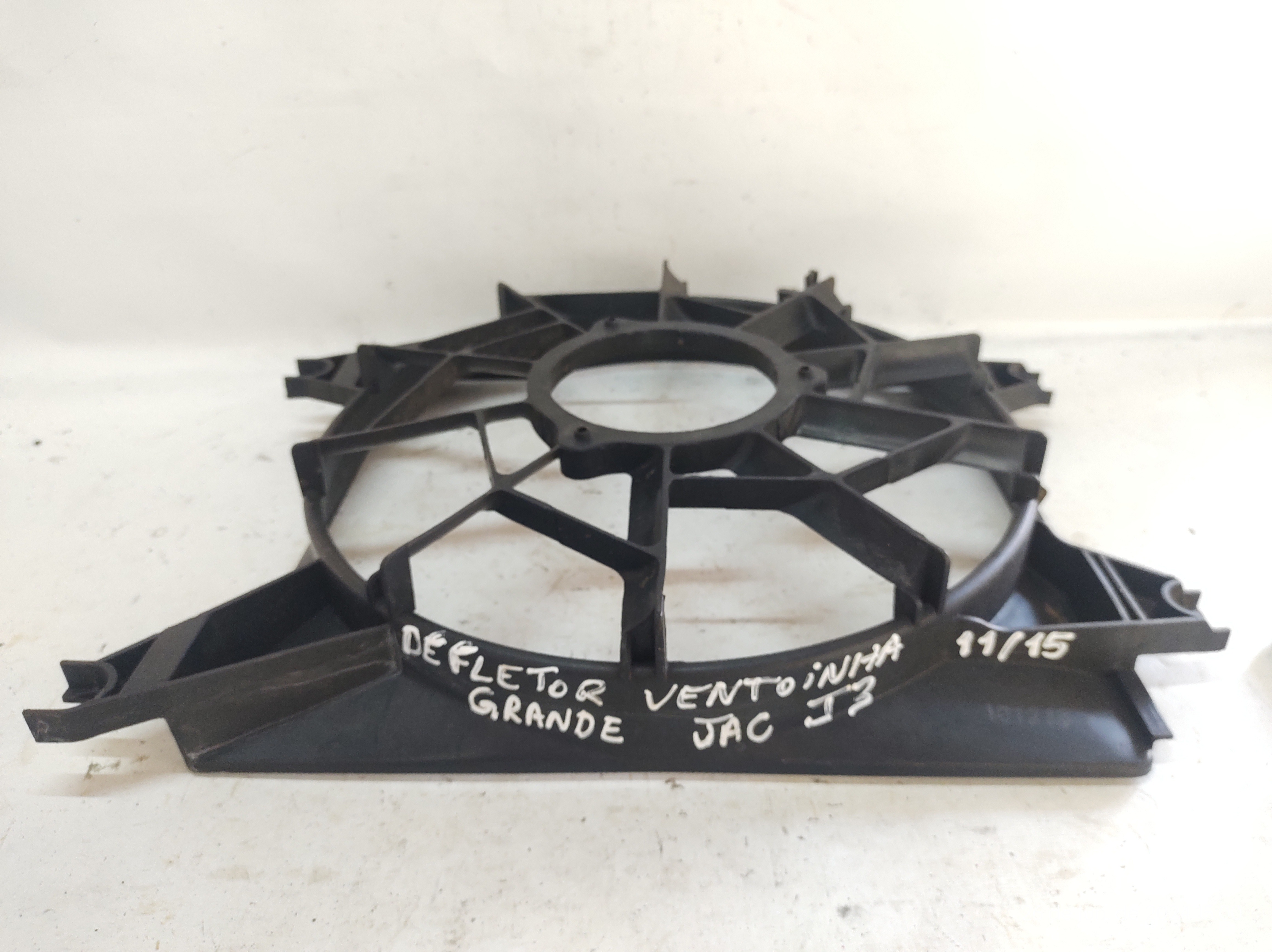 Defletor Grande Ventoinha Jac J3 1.4 16v 11 A15 1308100u8160 5