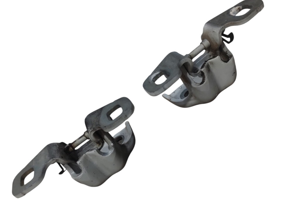 Dobradiça Porta Traseira Direita Sandero Logan 2015 A 2019 7