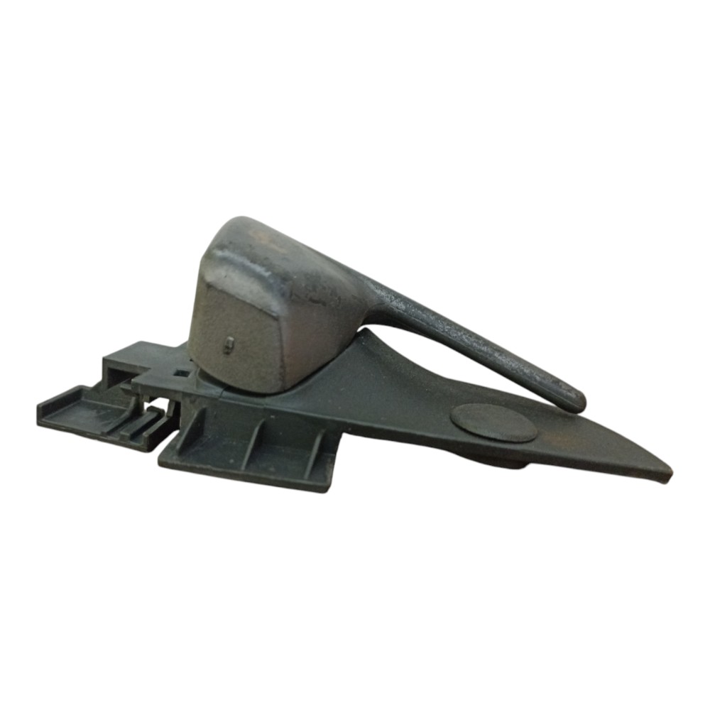 Maçaneta Interna Lado Direito Chevrolet Celta 2007 A 2015 Preto Dianteira 3