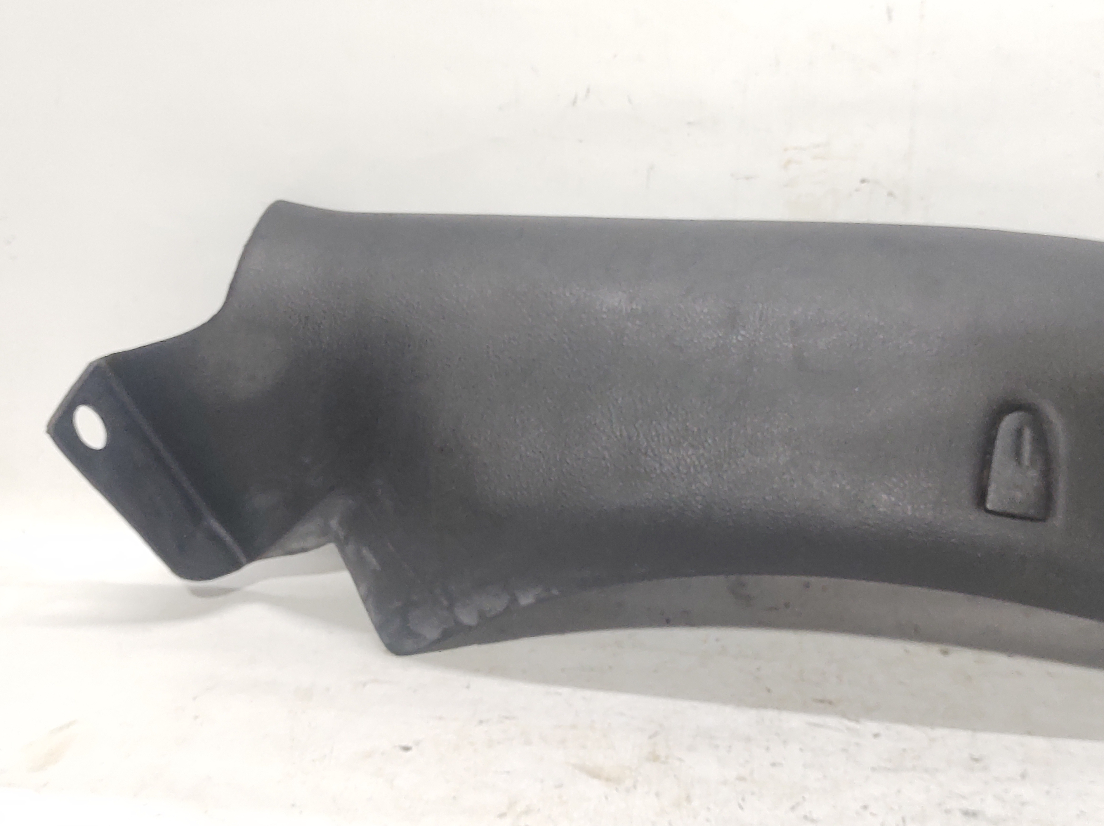 Moldura Caixa Roda Direita Golf 99 A 05 1j4867766 2