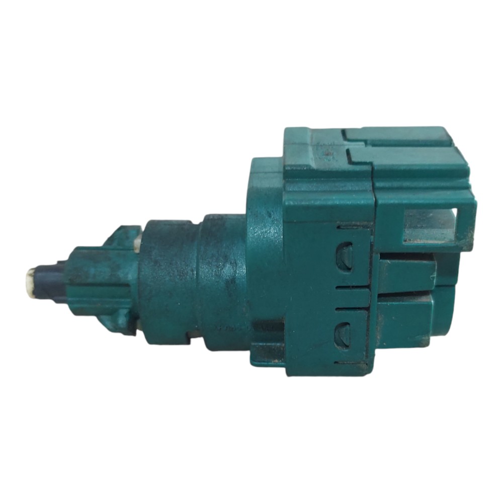 Interruptor Luz Freio Vw Golf Audi 1999 A 2008 Original 11