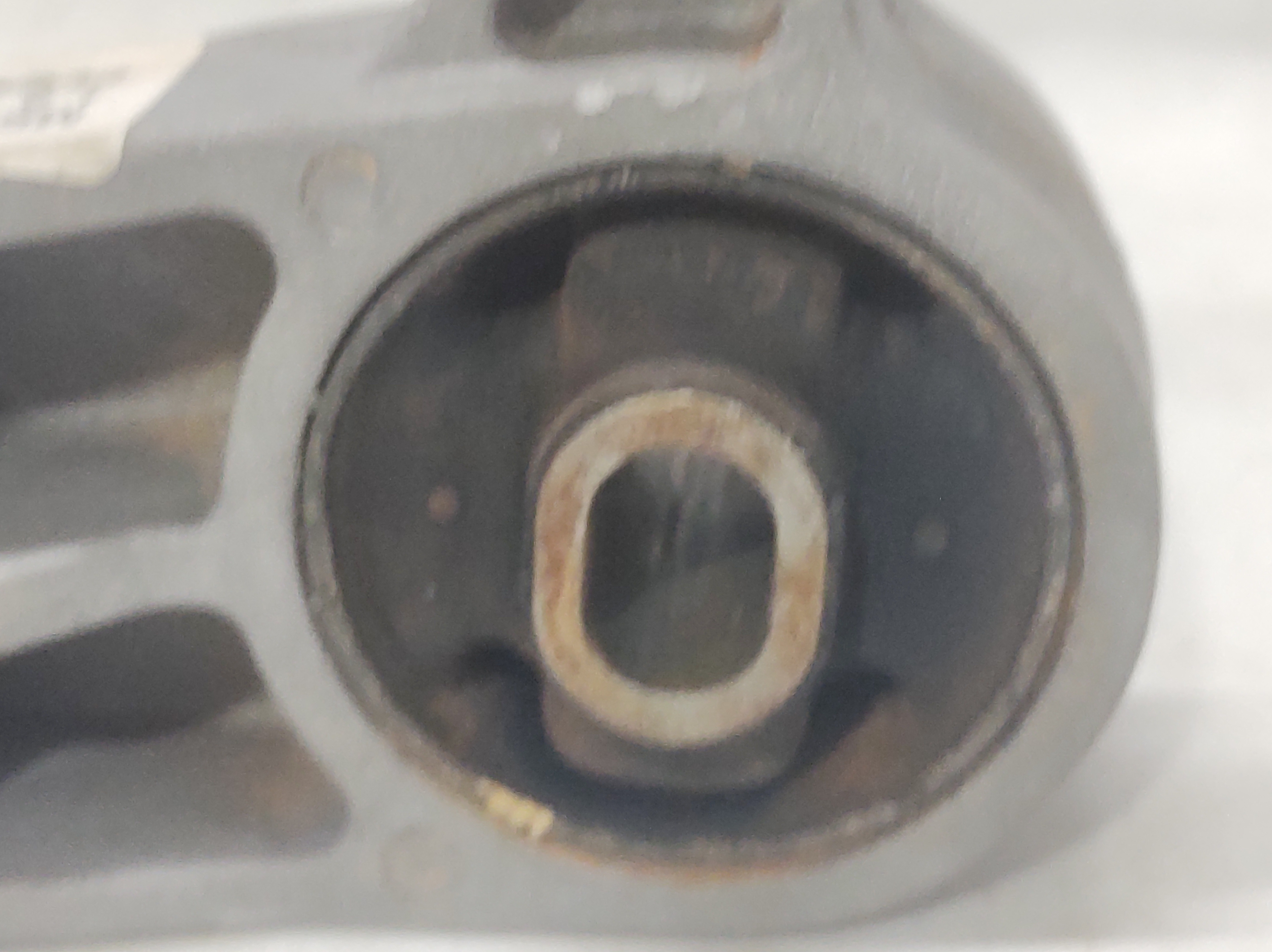 Coxim traseiro motor câmbio meriva 2 a 12 bucha rachada VPT