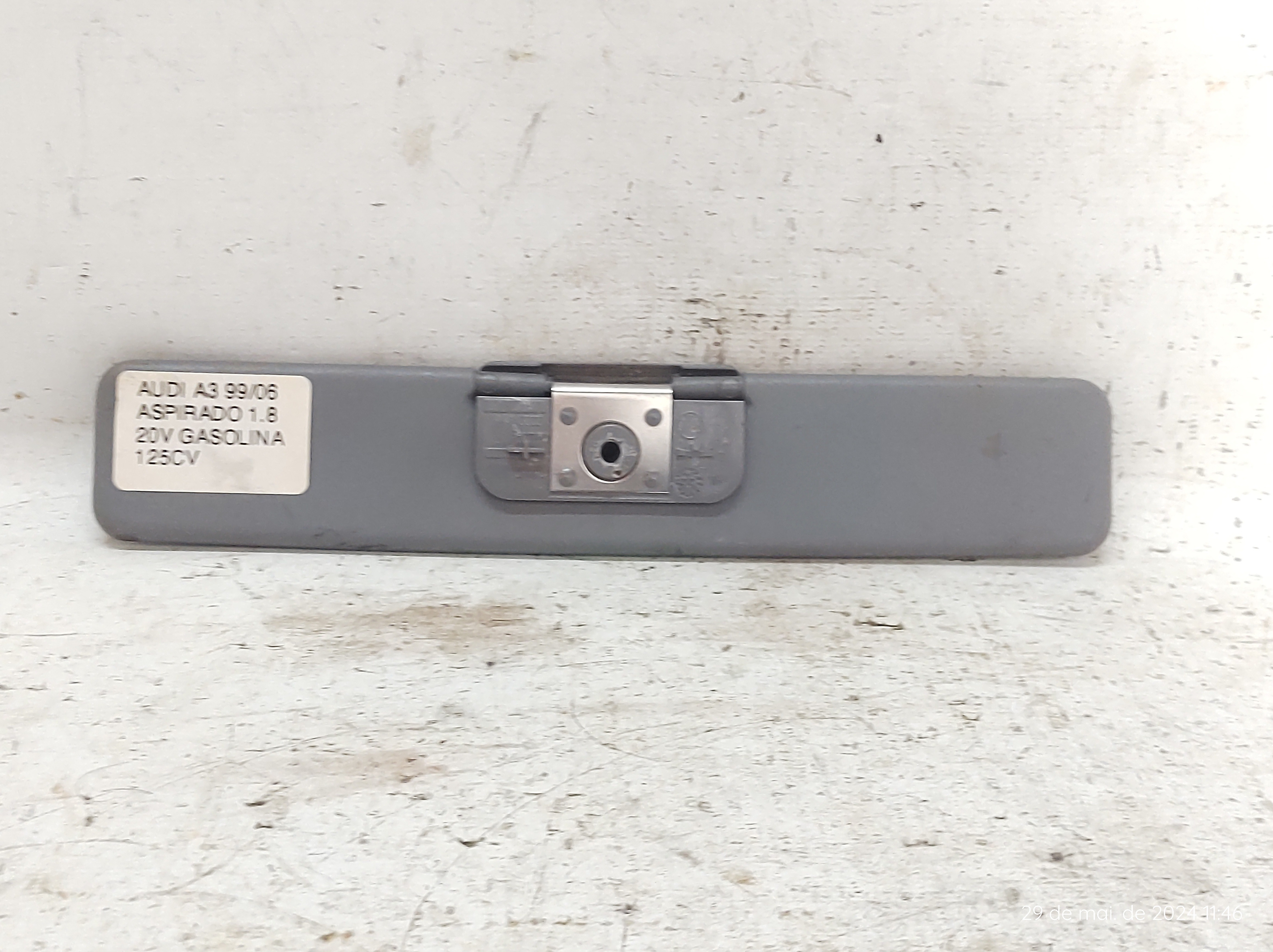 Moldura Quebra Sol Audi A3 Vw Passat 99 A 6 8d0858555 2
