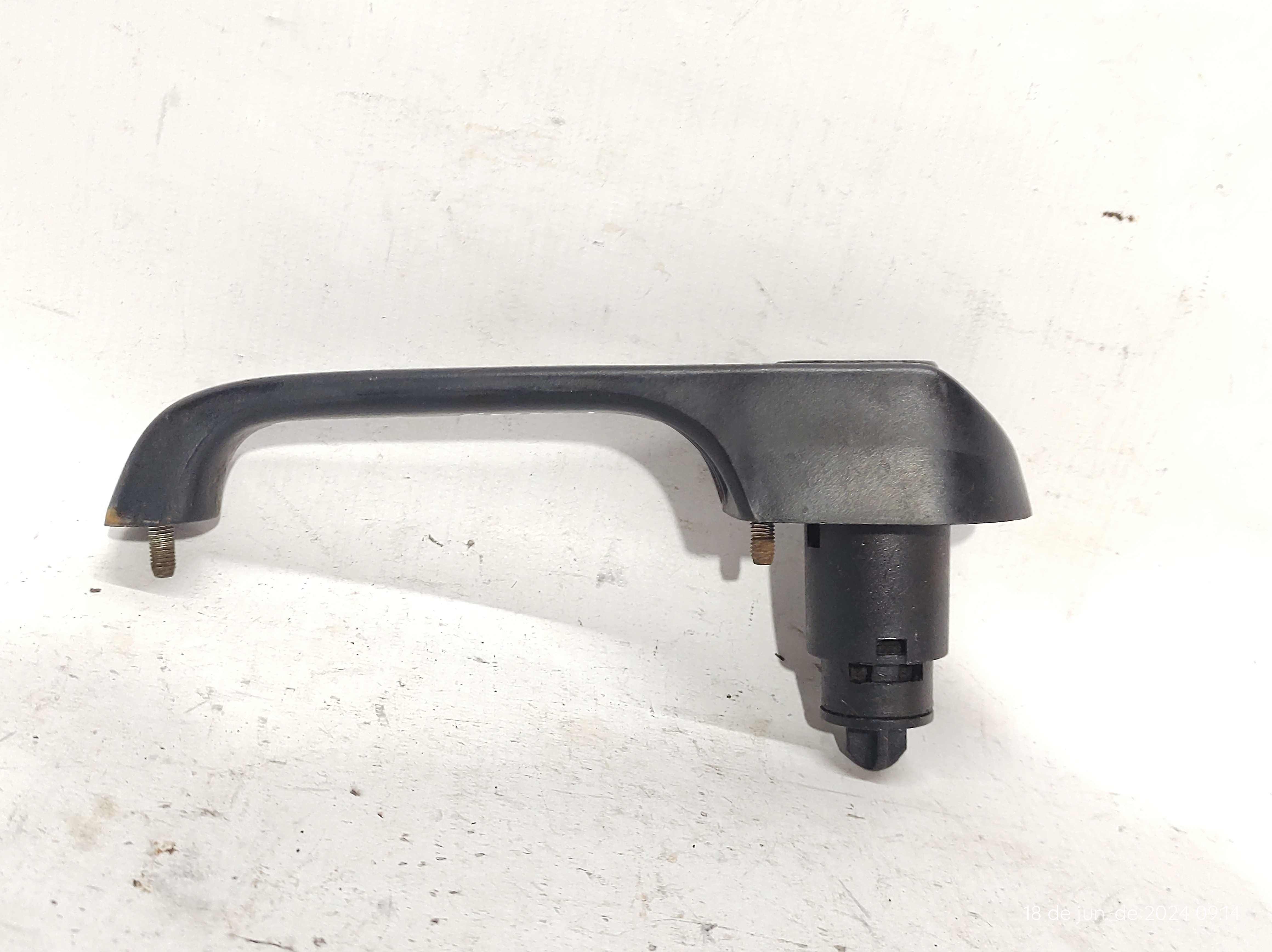 Maçaneta Ext Traseira Direita Esquerda Uno Mille 1991/03  Preto Traseira 3