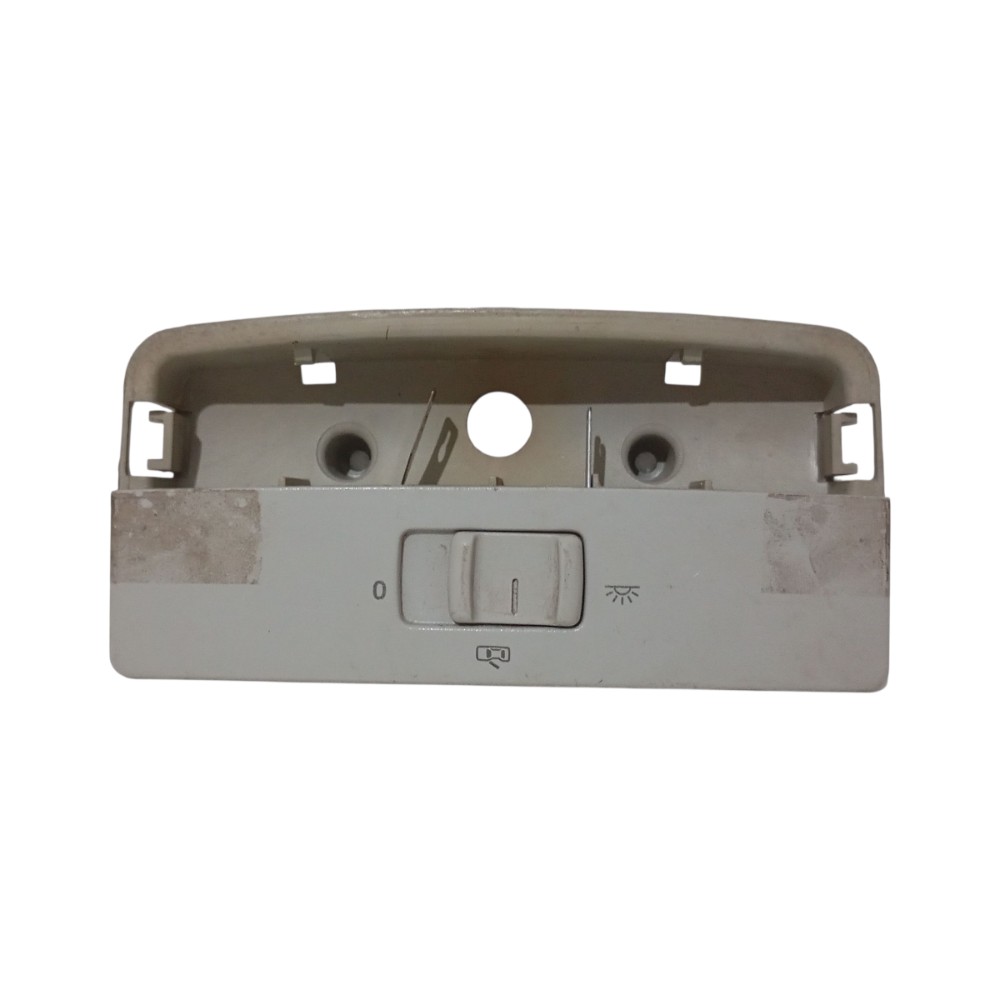 Luz Cortesia Gol Sav Voy G5 Sem Lente Original 1