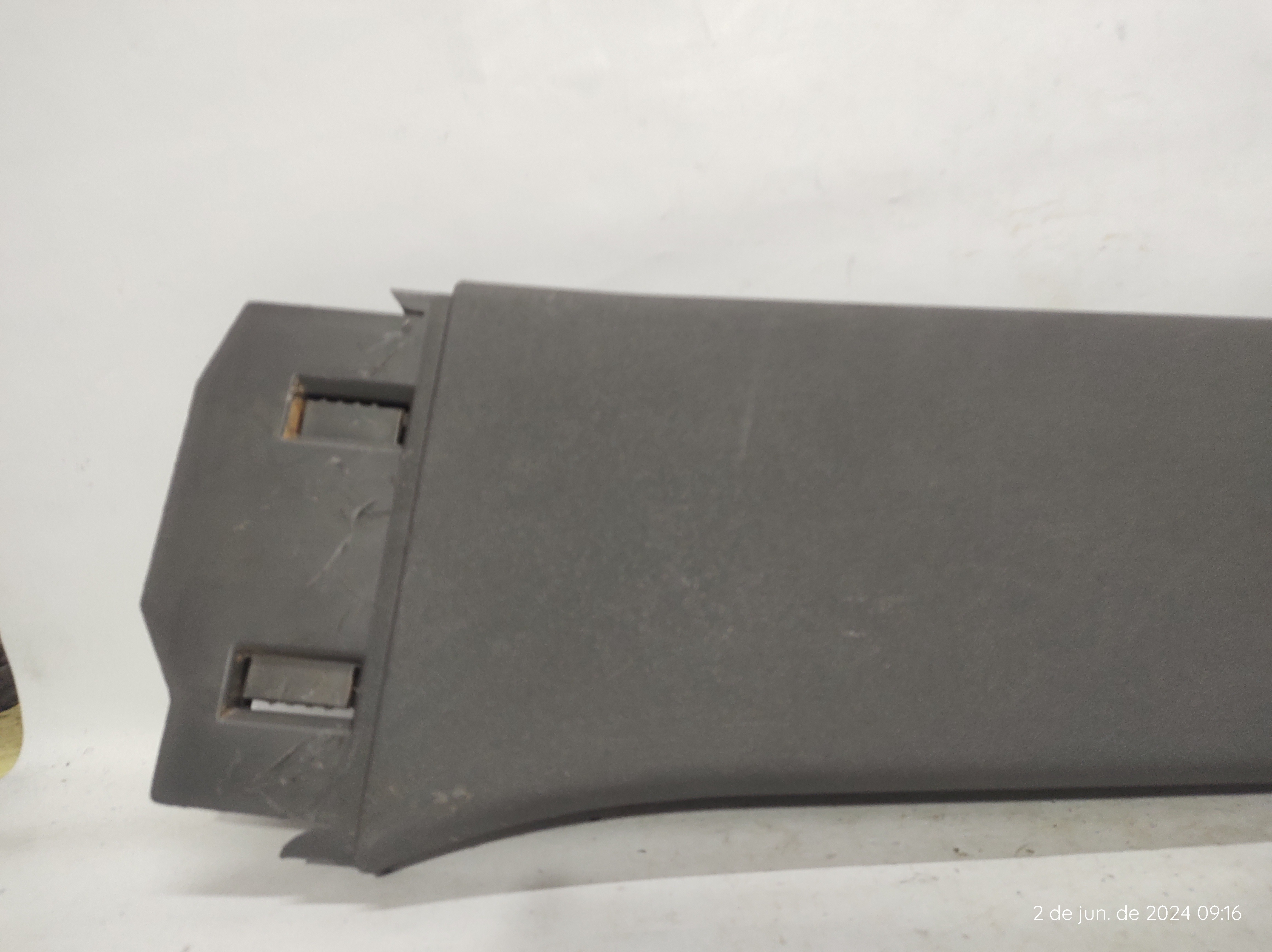 Moldura Esquerda Coluna Central Meriva 2 A 12 93392499 2