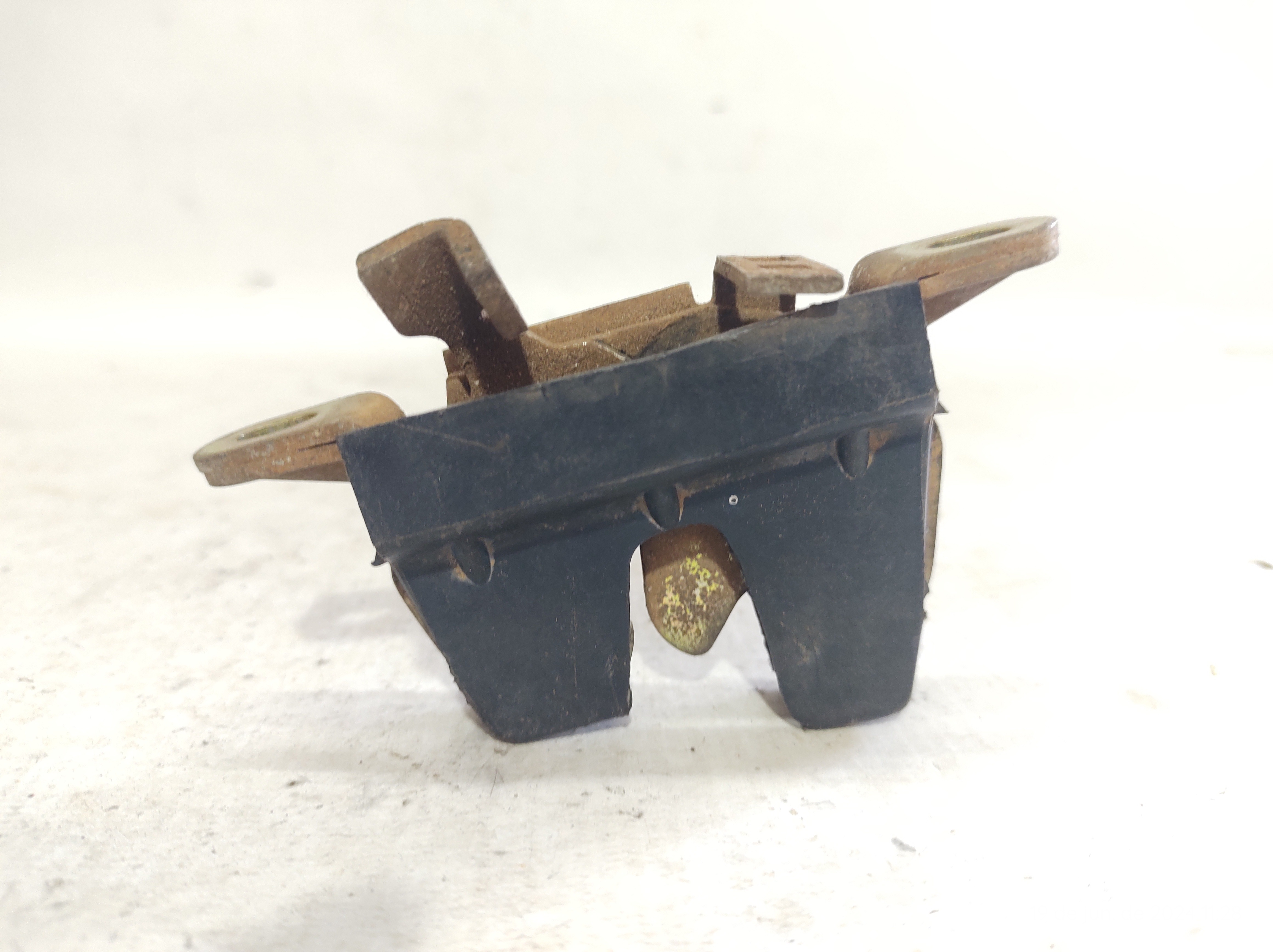 Fechadura Tampa Traseira Gol G2 95/2000 377827505 Original 5
