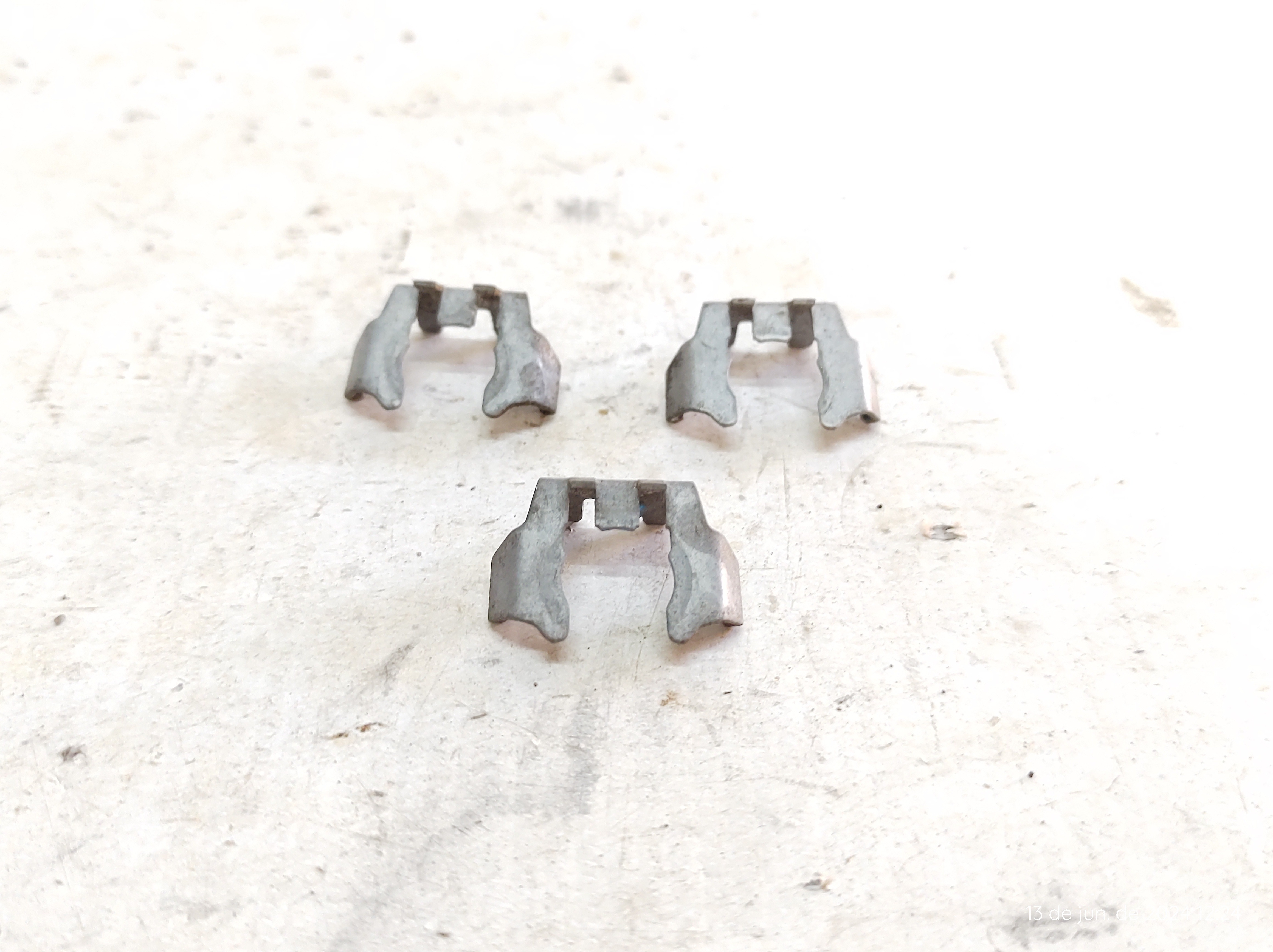 Kit Travas Dos Bicos Injetores Argo Cronos 1.0 3cc 17 A 23 5