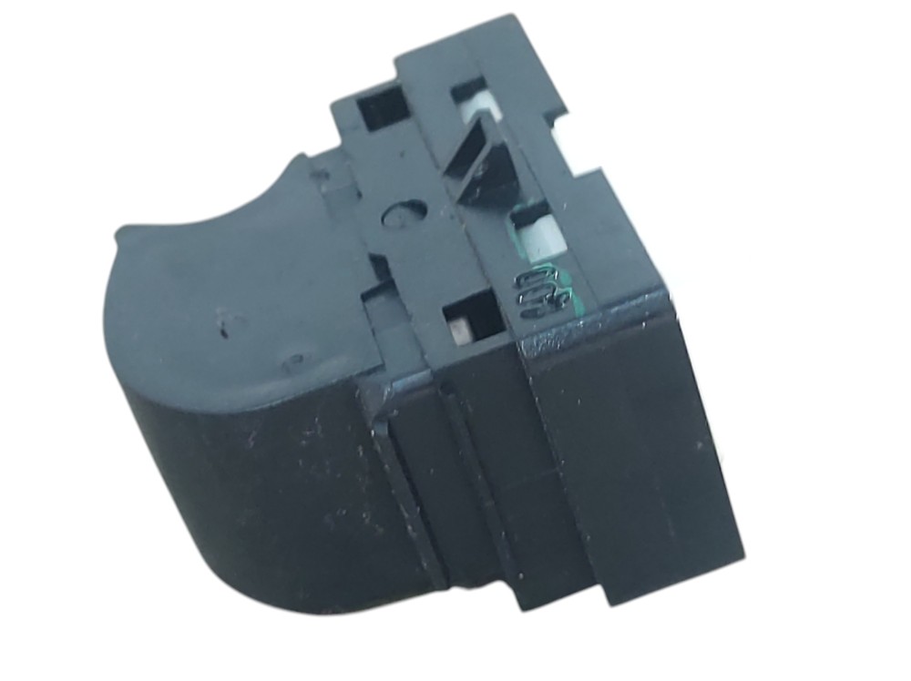 Botão Vidro Elétrico Dianteiro Direito Argo Cronos 2017 A 22 7