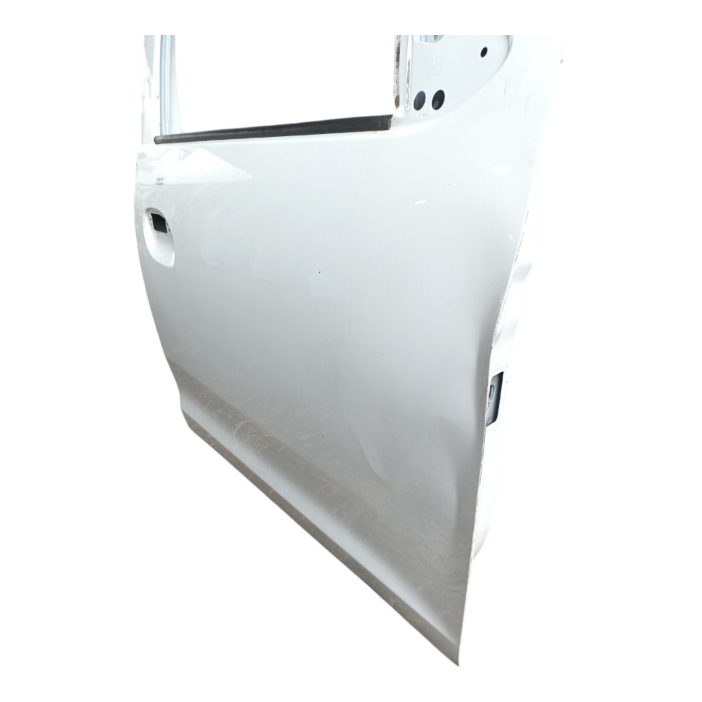 Porta Dianteira Direita Sandero 2015 A 2019 Com Avaria  Dianteira Direito Branco 5