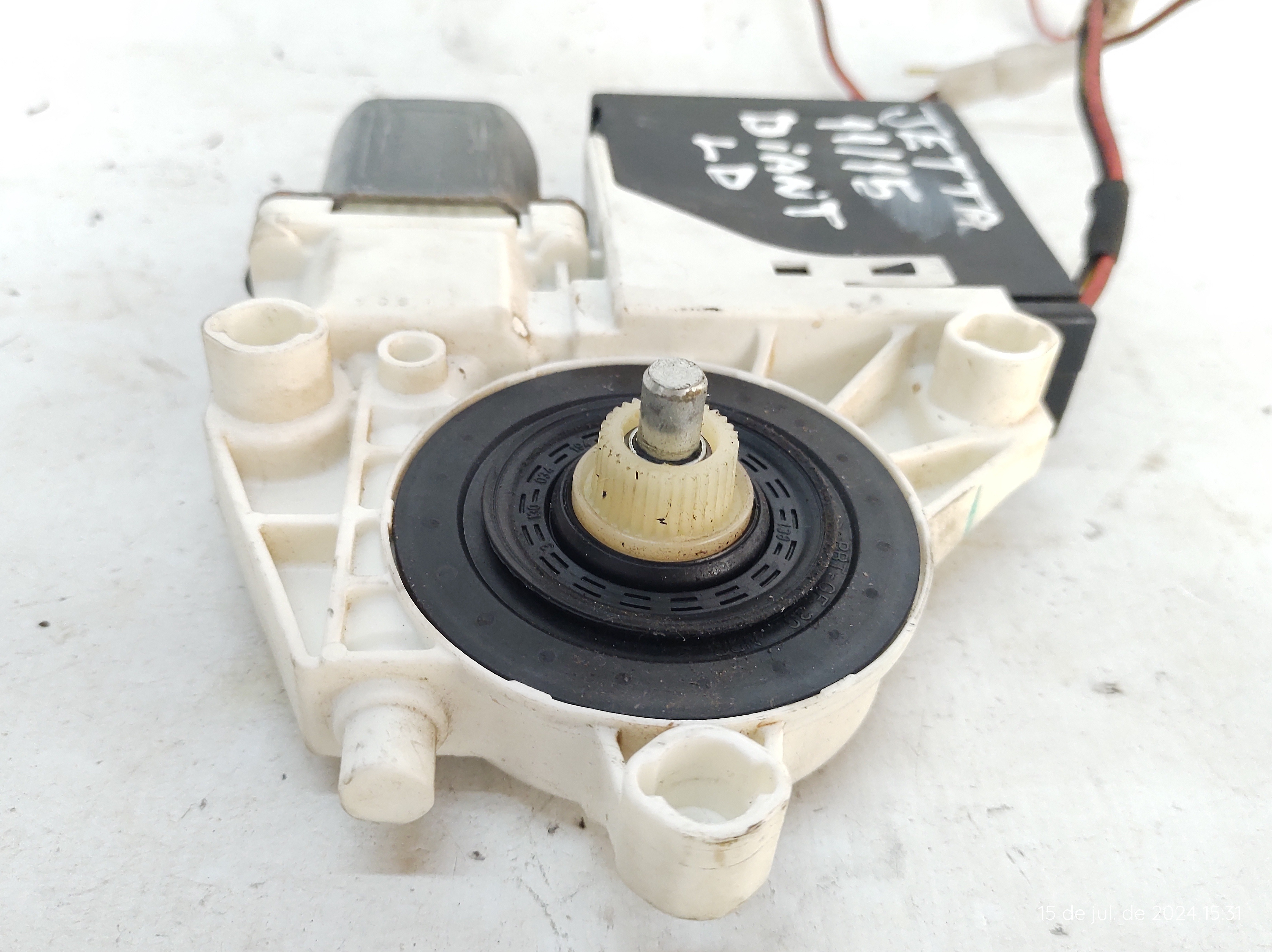 Motor Vidro Elétrico Diante Direito Jetta 11 A 15 0130822229 2